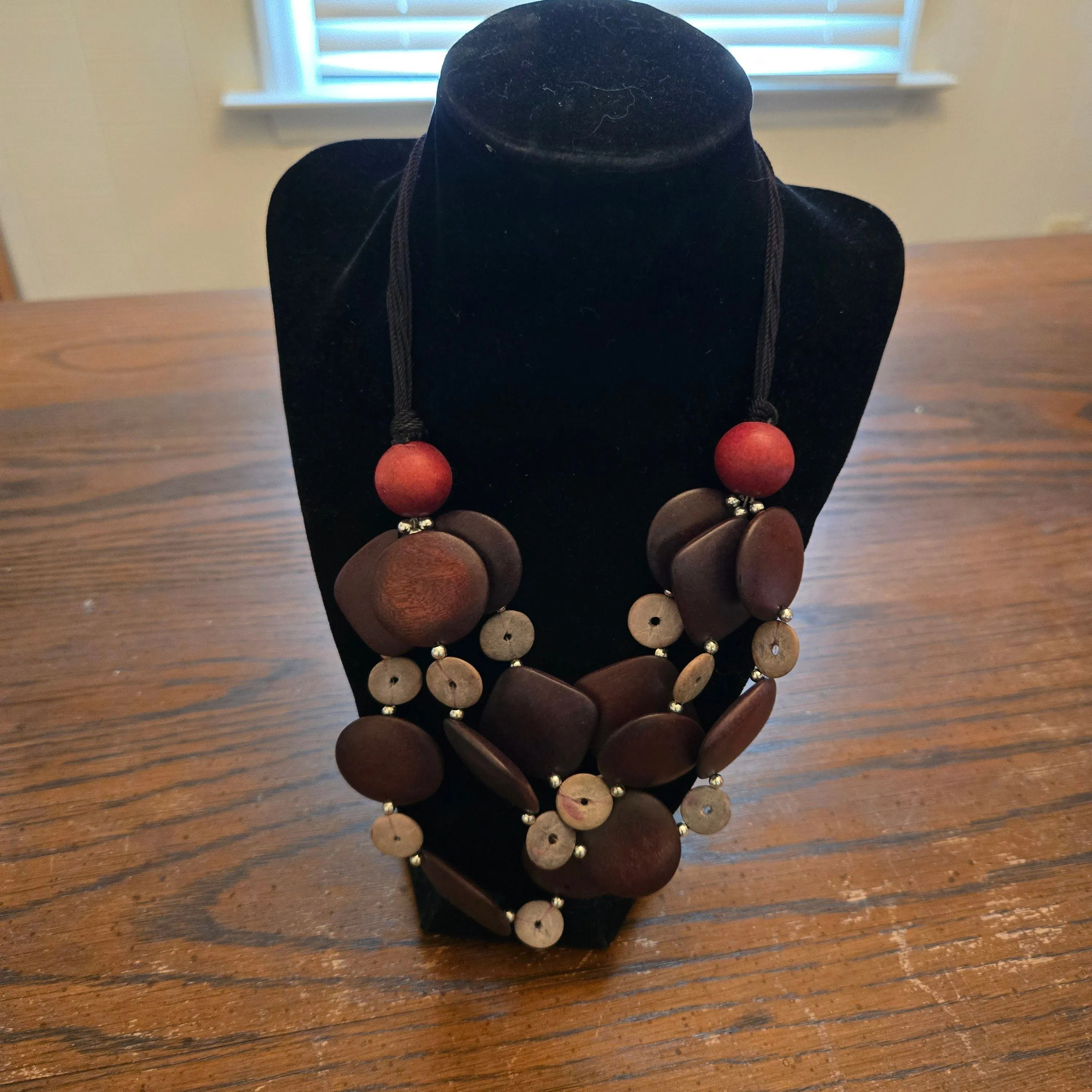 Product image for Wood necklace