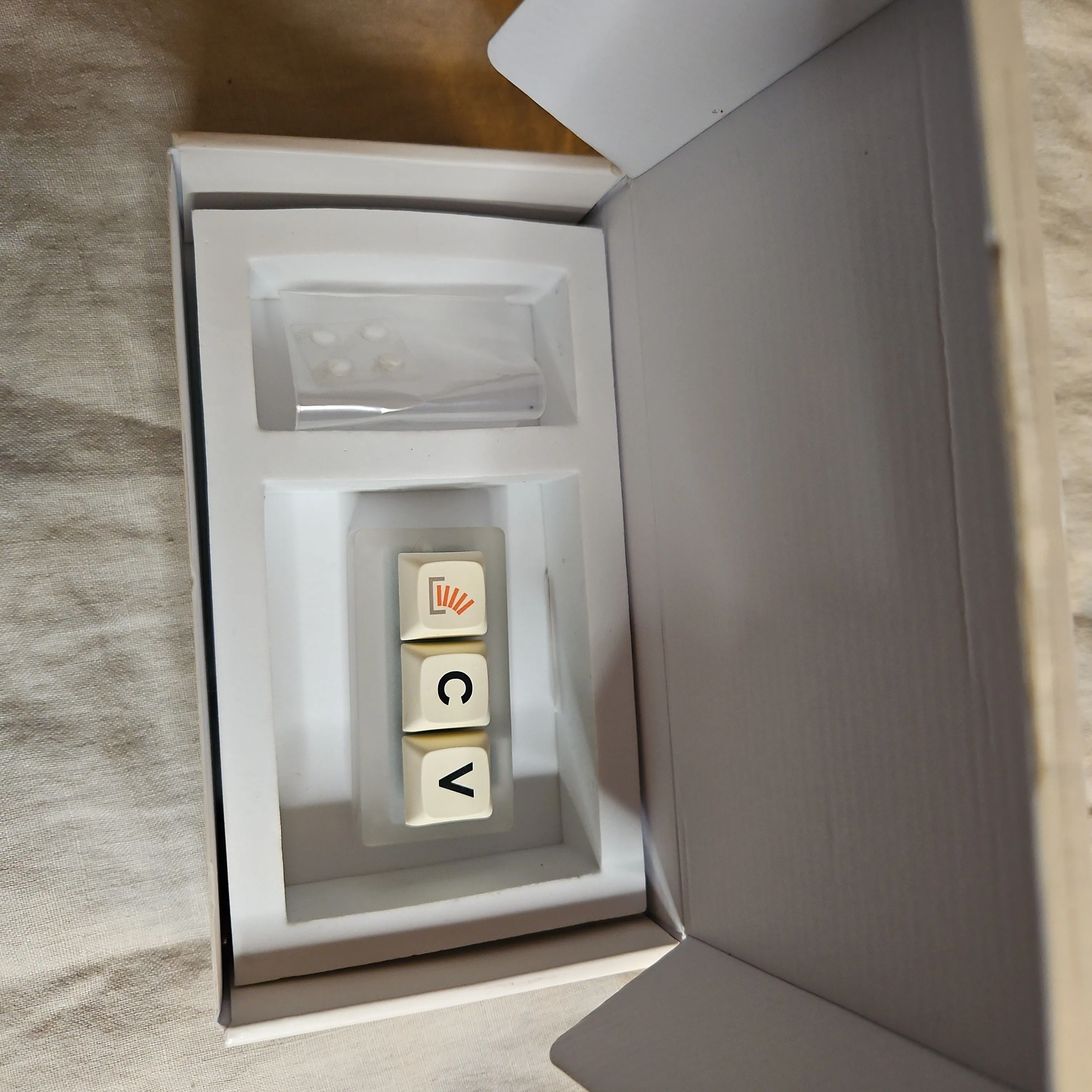 Product image for The Key v2 MacroPad - 3 key Acrylic Design in box but NO USB Works fine