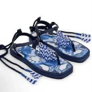Product image for SALE!FARM RIO SZ 9 BEADED SANDALS