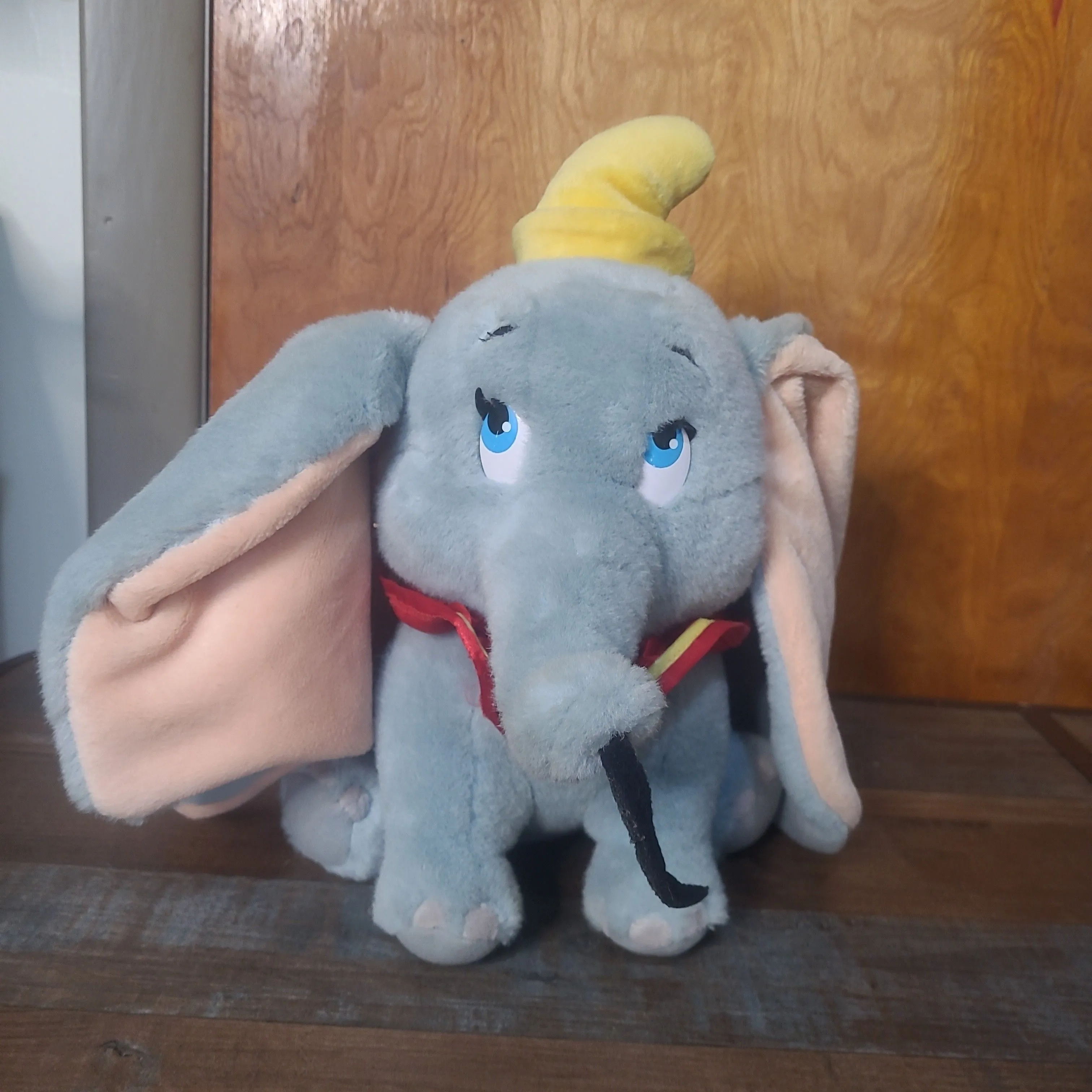 Product image for Dumbo Flying Circus Clown Elephant 14" Plush Walt Disney World