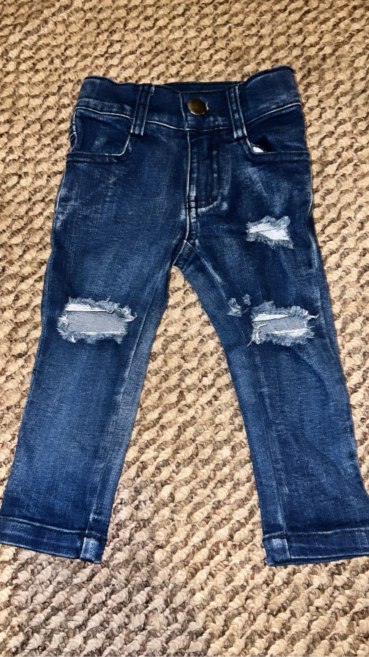 Product image for Raxtin distressed jeans