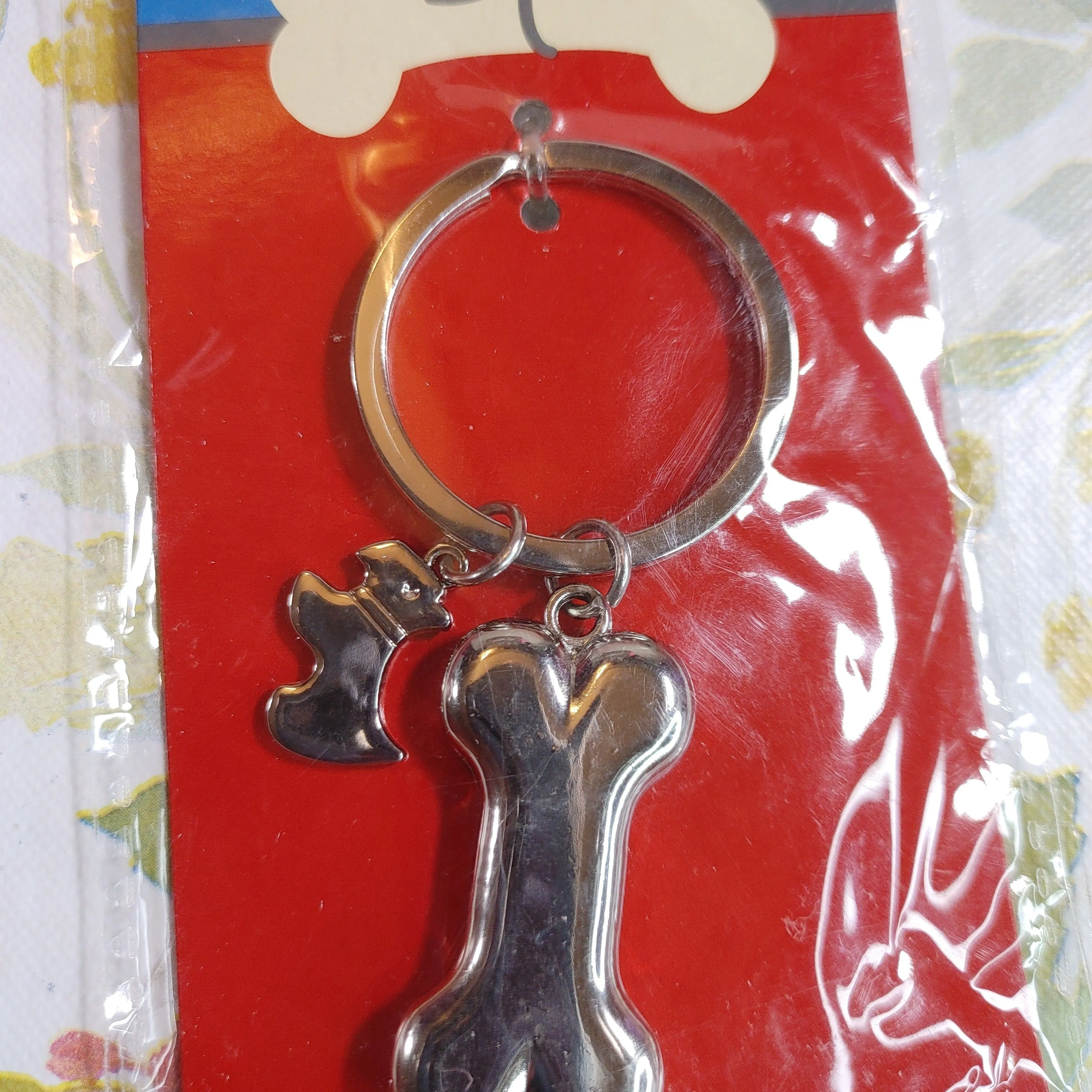 Product image for Pet lover Silver-tone bone keychain
