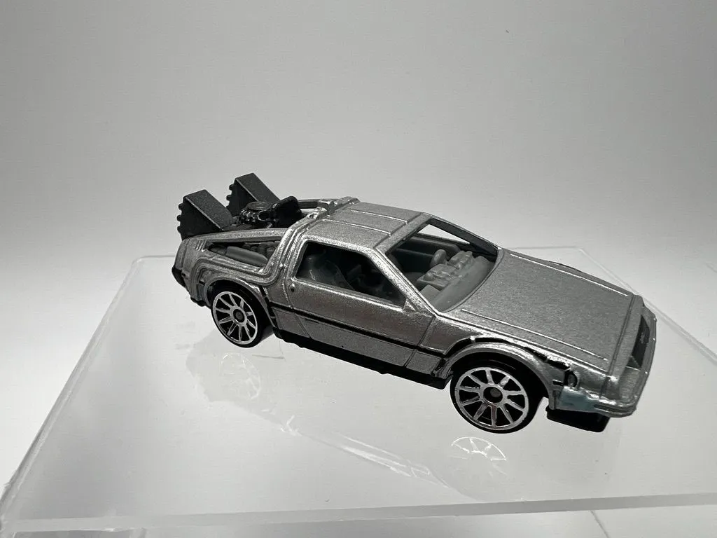 Product image for Hot Wheels 2011 HW Premiere - Back to the Future Time Machine (error)