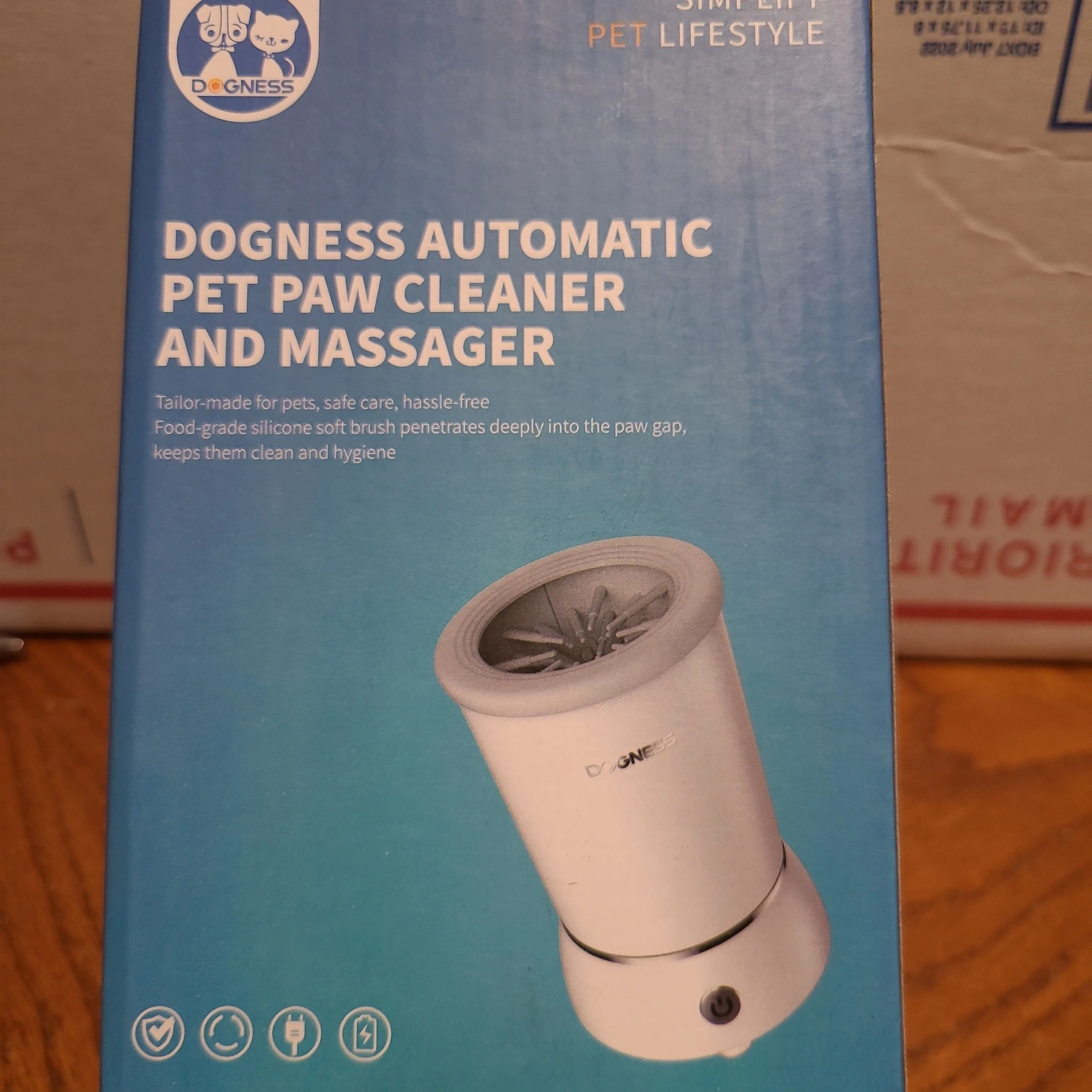 Product image for DOGNESS Automatic Dog Paw Cleaner, Electric Paw Washer for Dogs.  (455)