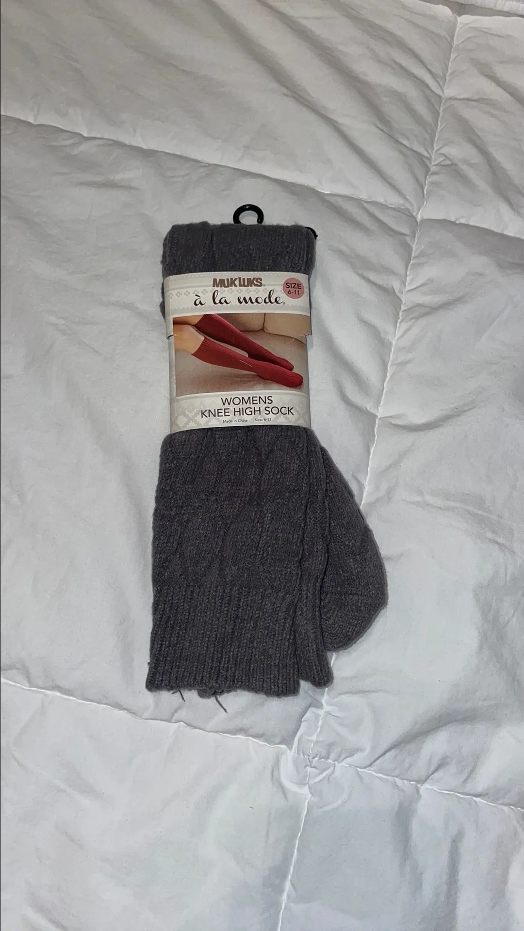 Product image for Women’s knee-high socks gray size 6–11 ￼