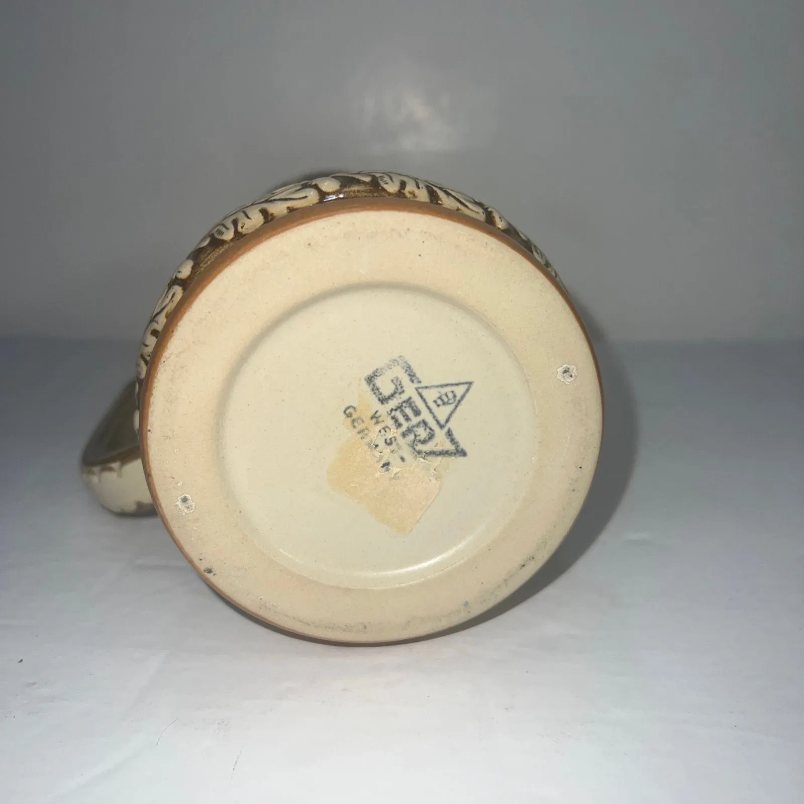 Listing Image Blurred Background