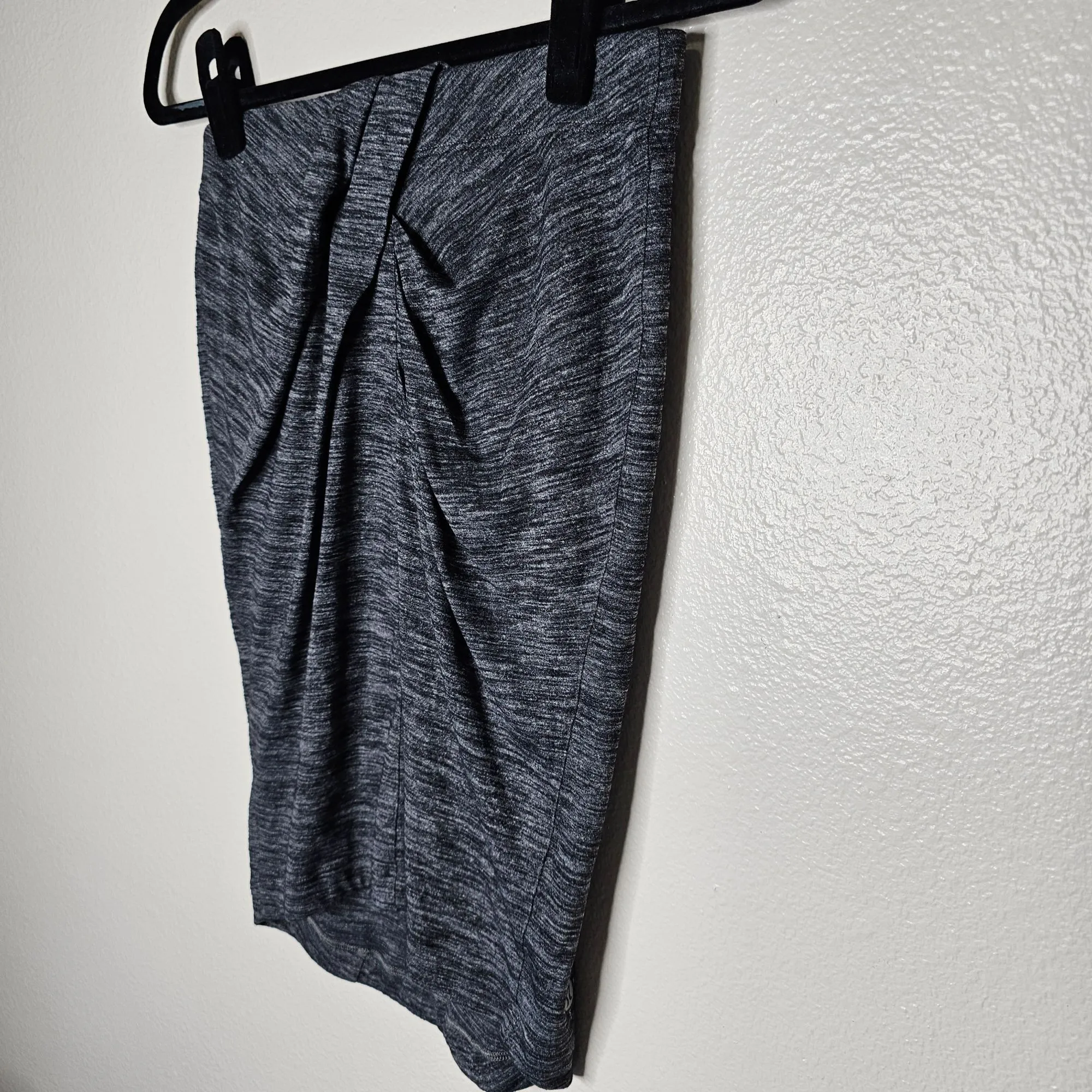 Listing Image Blurred Background
