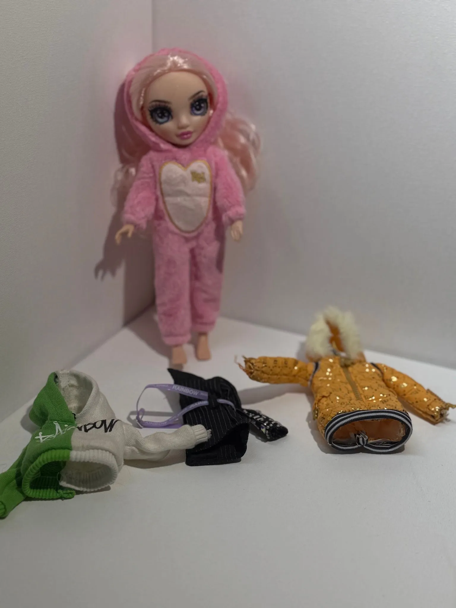 35f27d61-ecad-44ee-a585-49f2b6a6e9f4