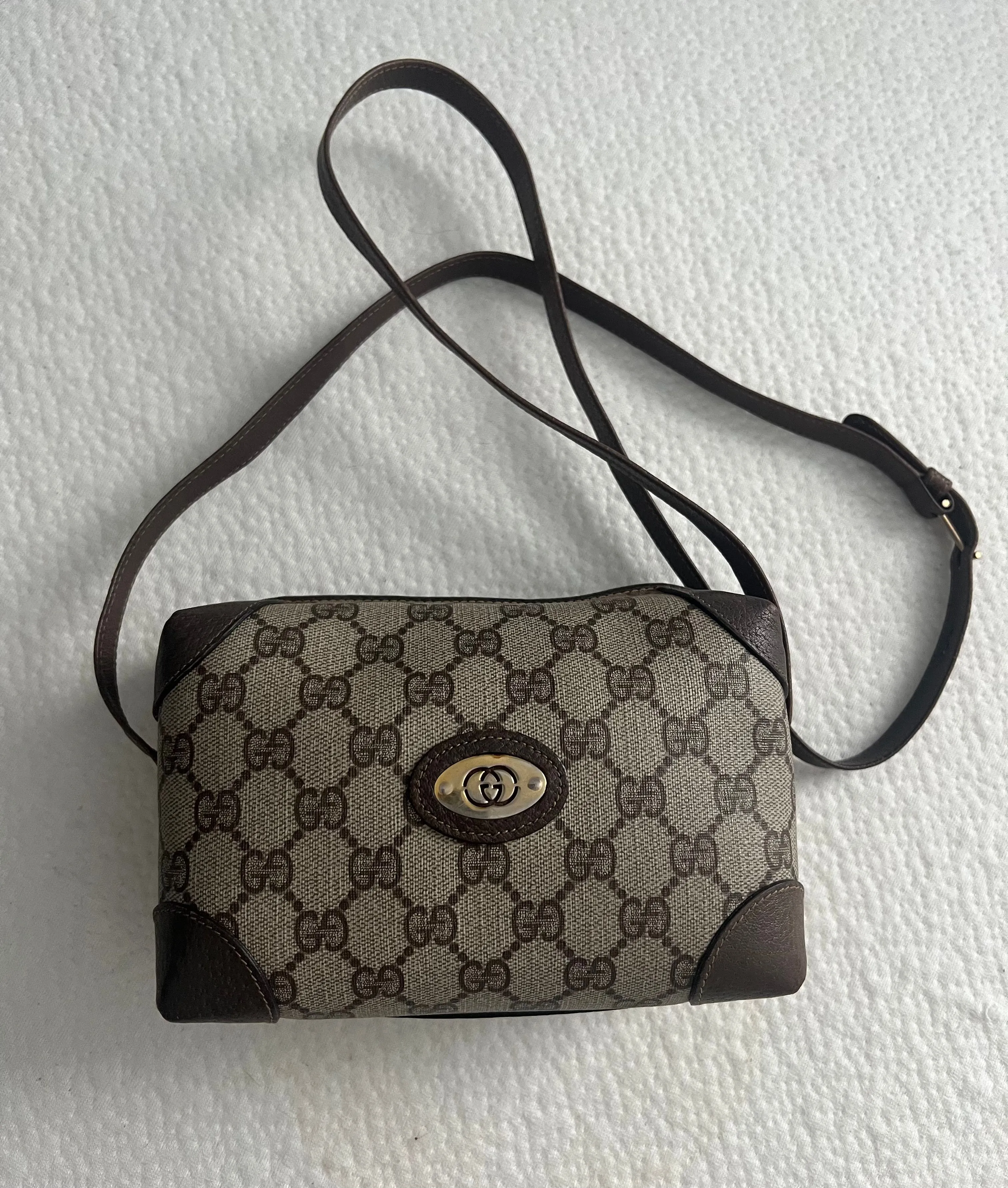 Product image for #195 Gucci crossbody vintage