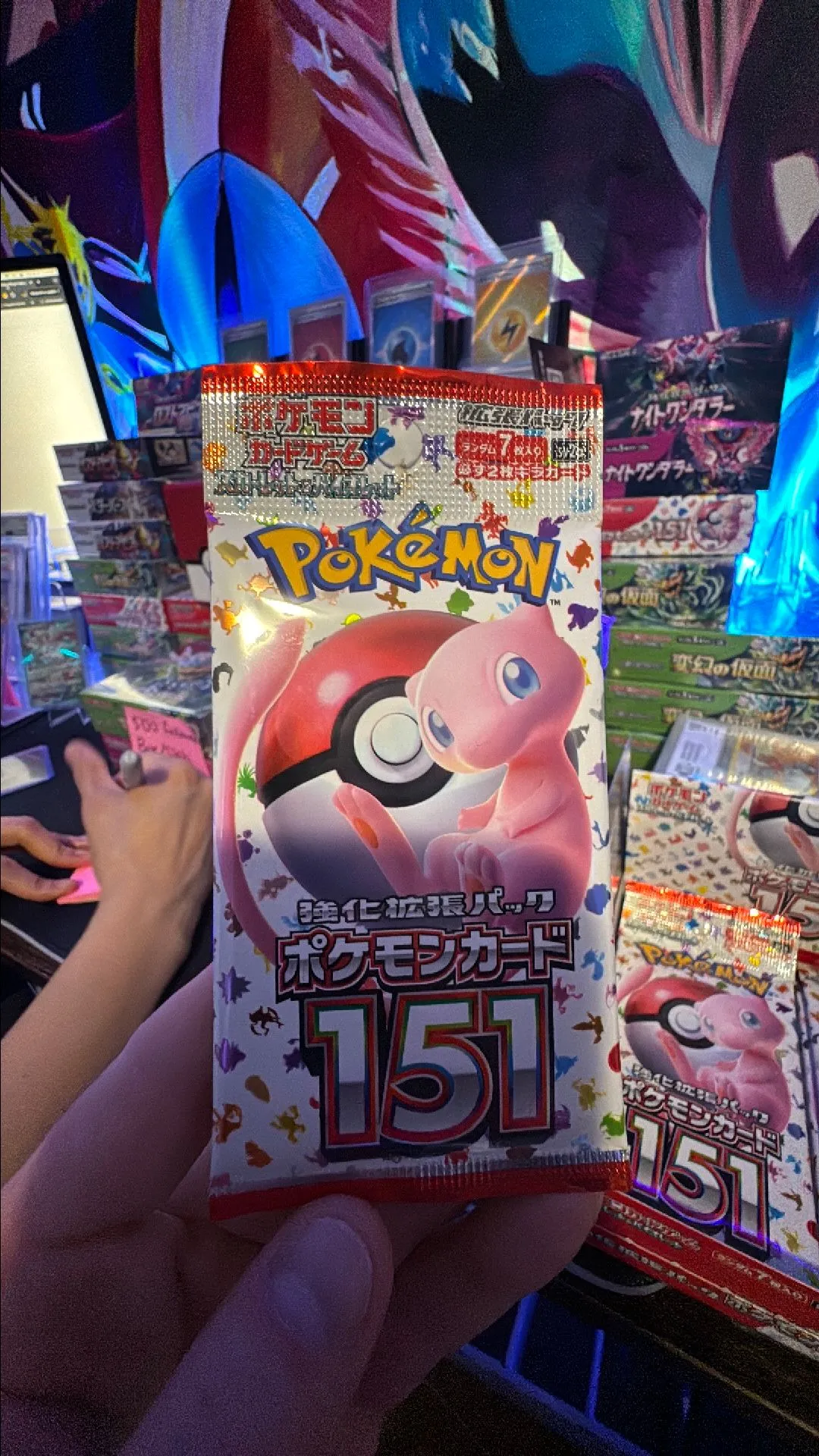 pokemon lost origin booster pack Pokemon: Lost Origin Elite Trainer Box main image 1