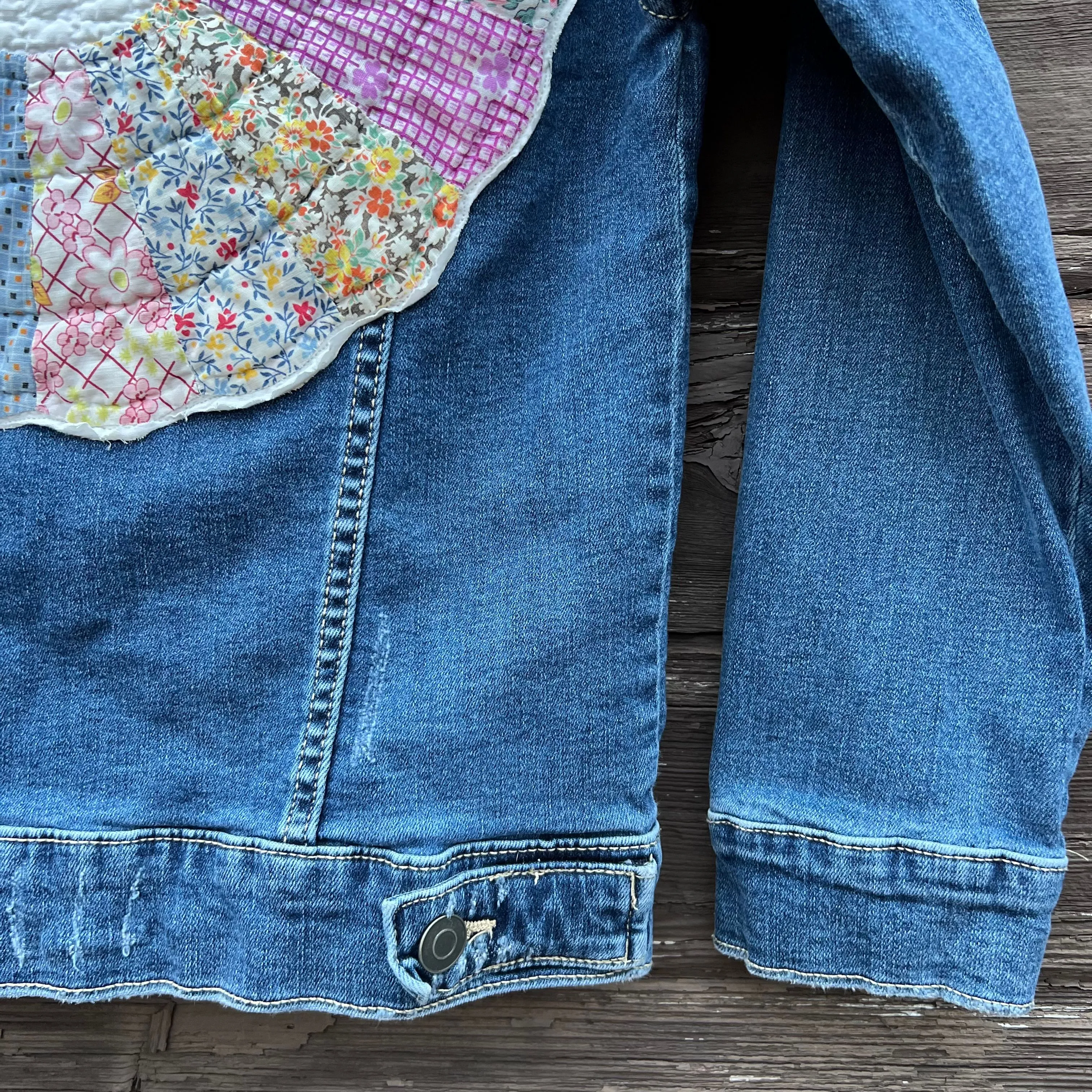 Listing Image Blurred Background
