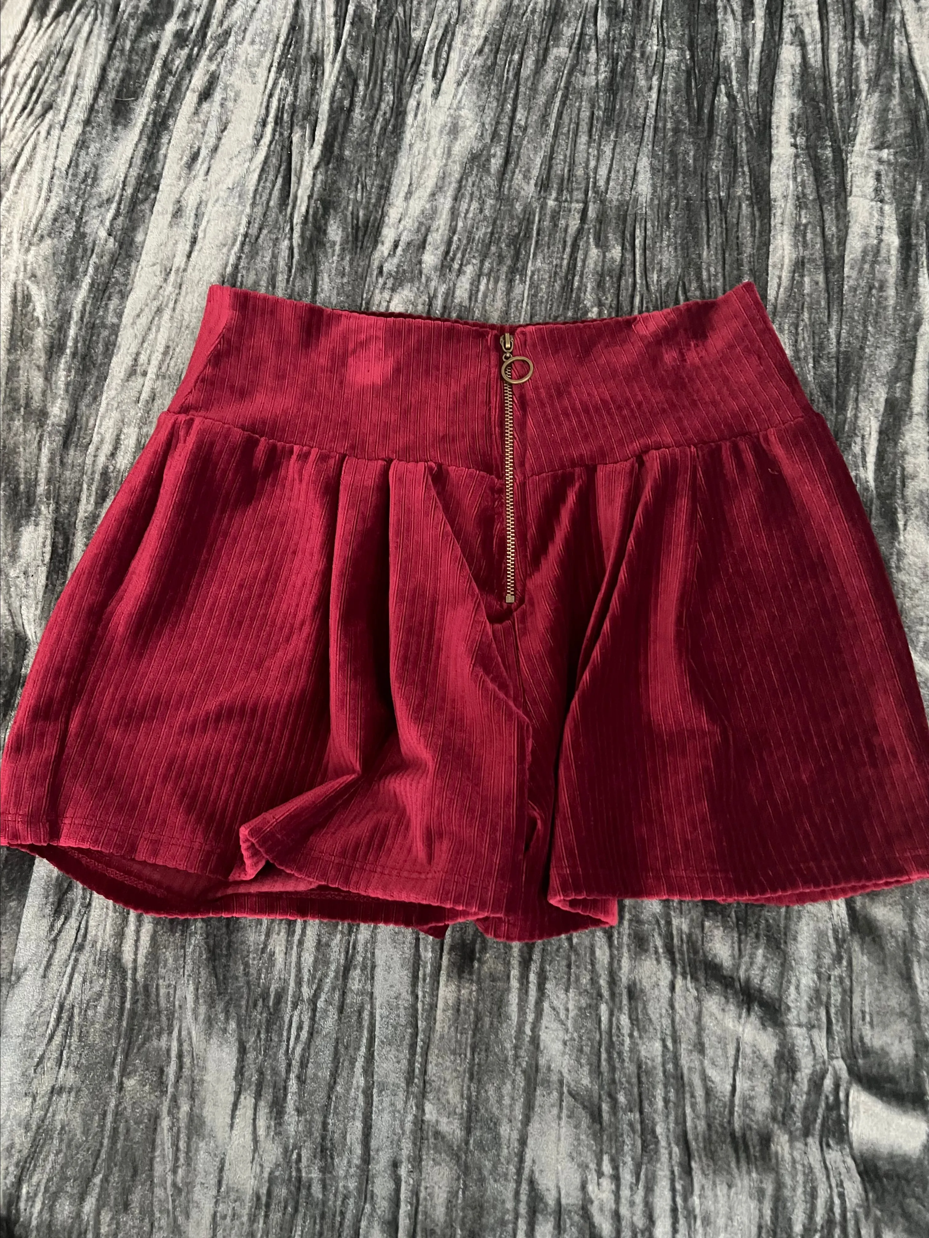 Product image for Red Corduroy Skirt with Zipper Suze L by Bozzolo