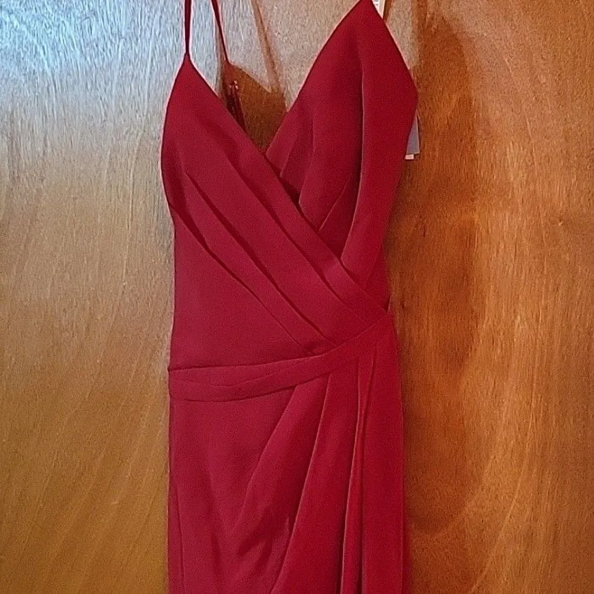 Product image for Nwt Bridesmaids dress by David's Bridal size 4