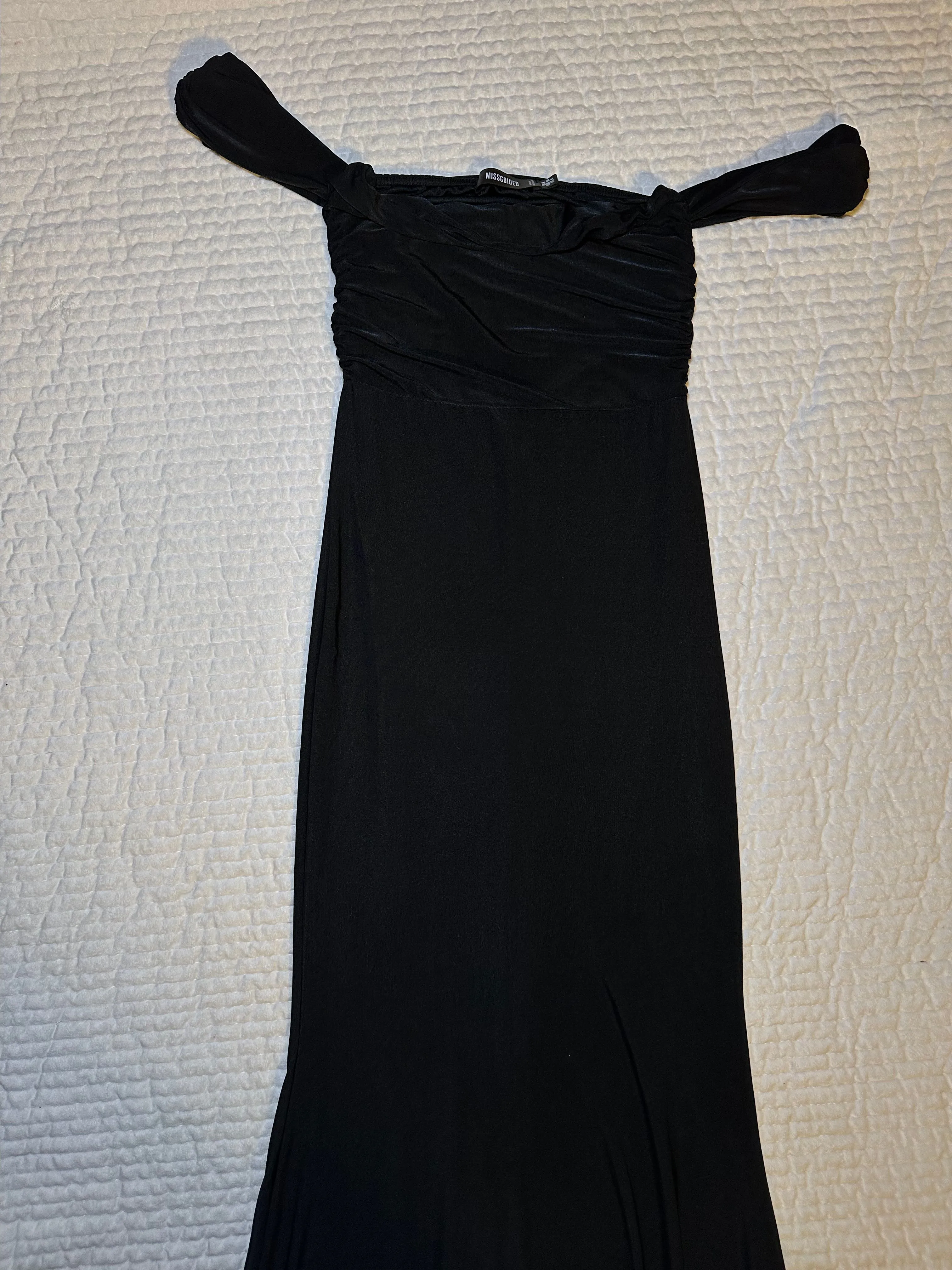 Product image for Black off the shoulder gown size small