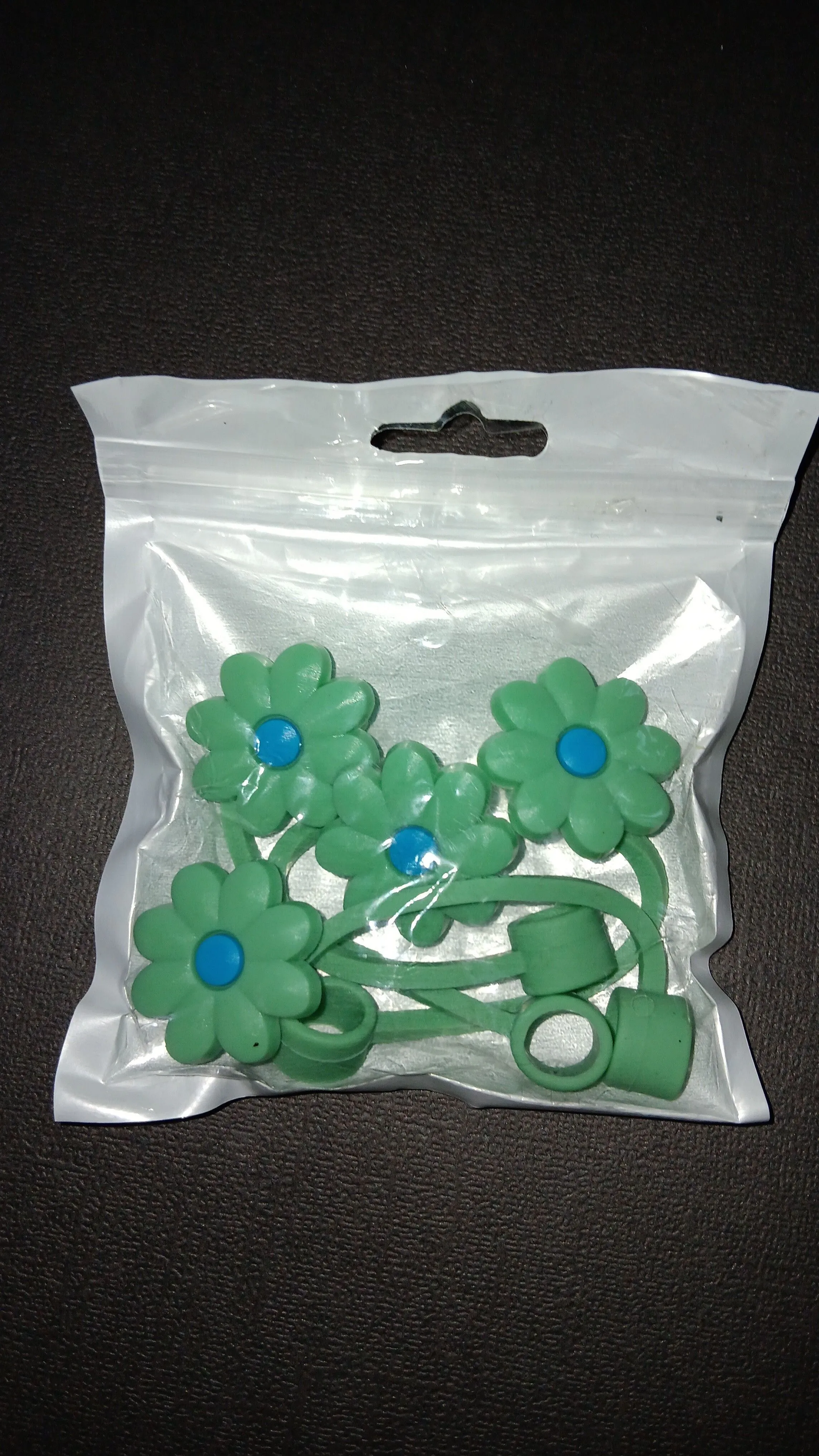 Product image for Daisy flower silicone straw covers