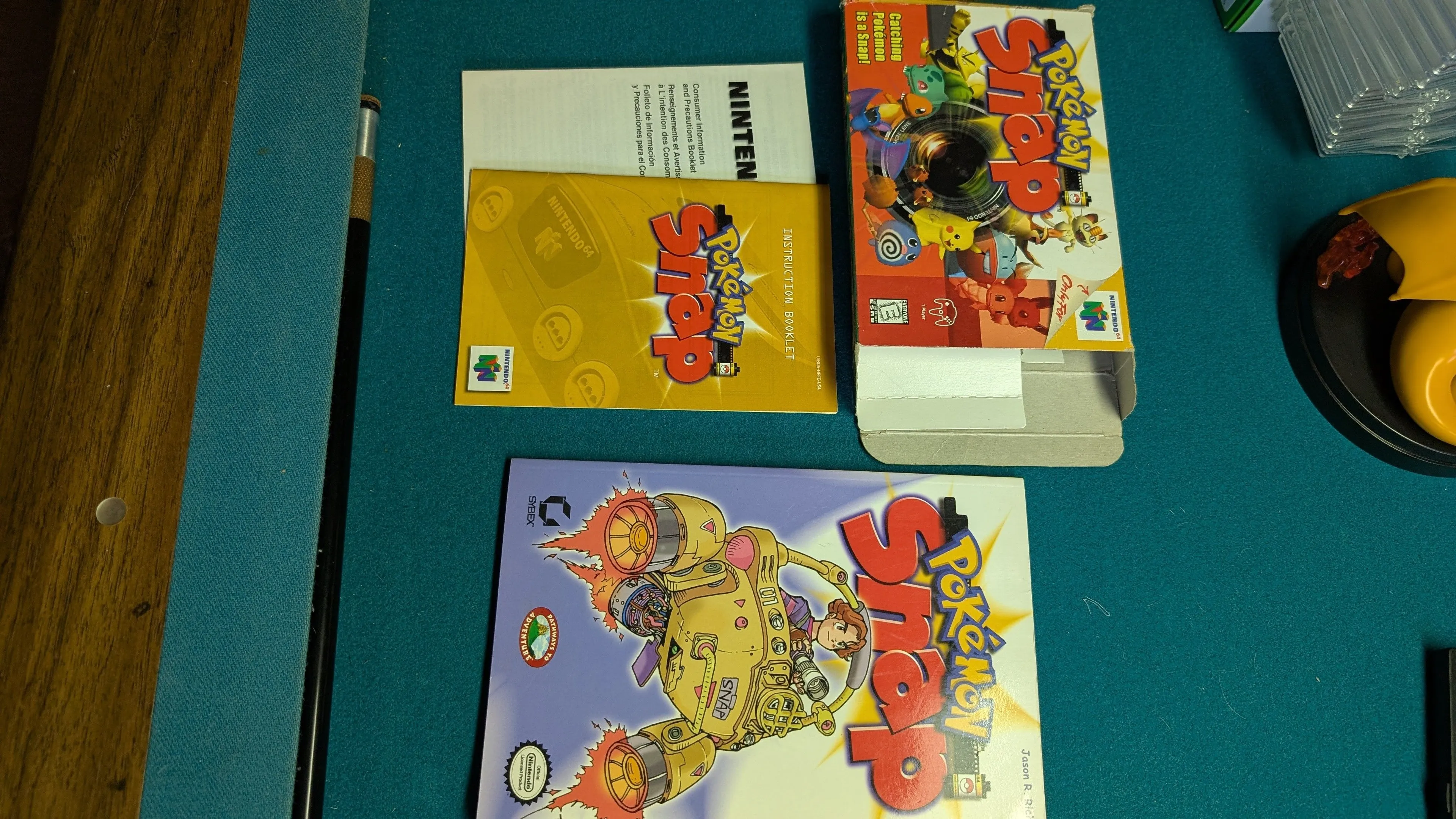 Product image for N64 pokemon snap box manual and strategy guide