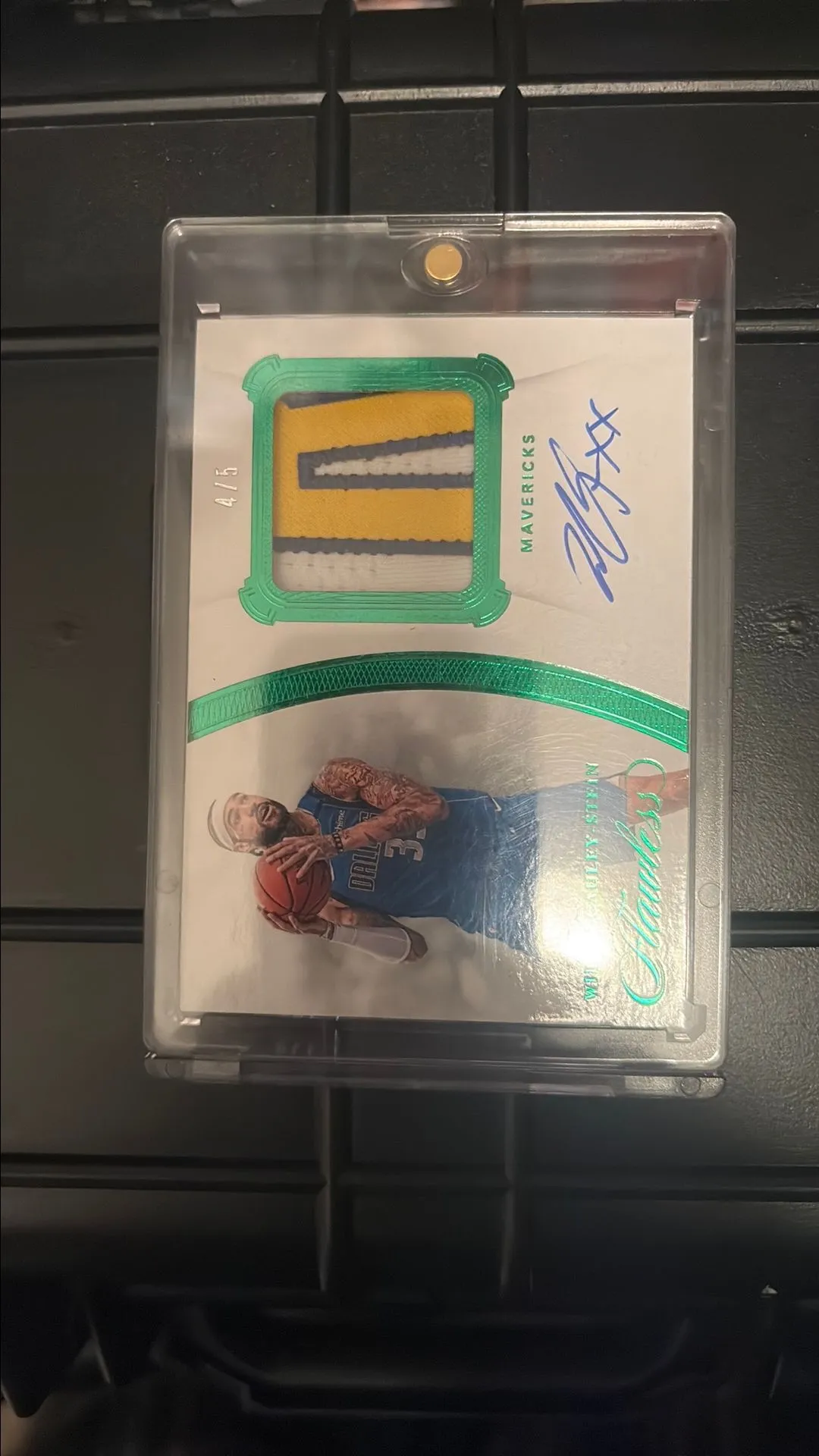 Product image for 2019-20 Panini Flawless Patch Auto Willie Cauley-Stein /5
