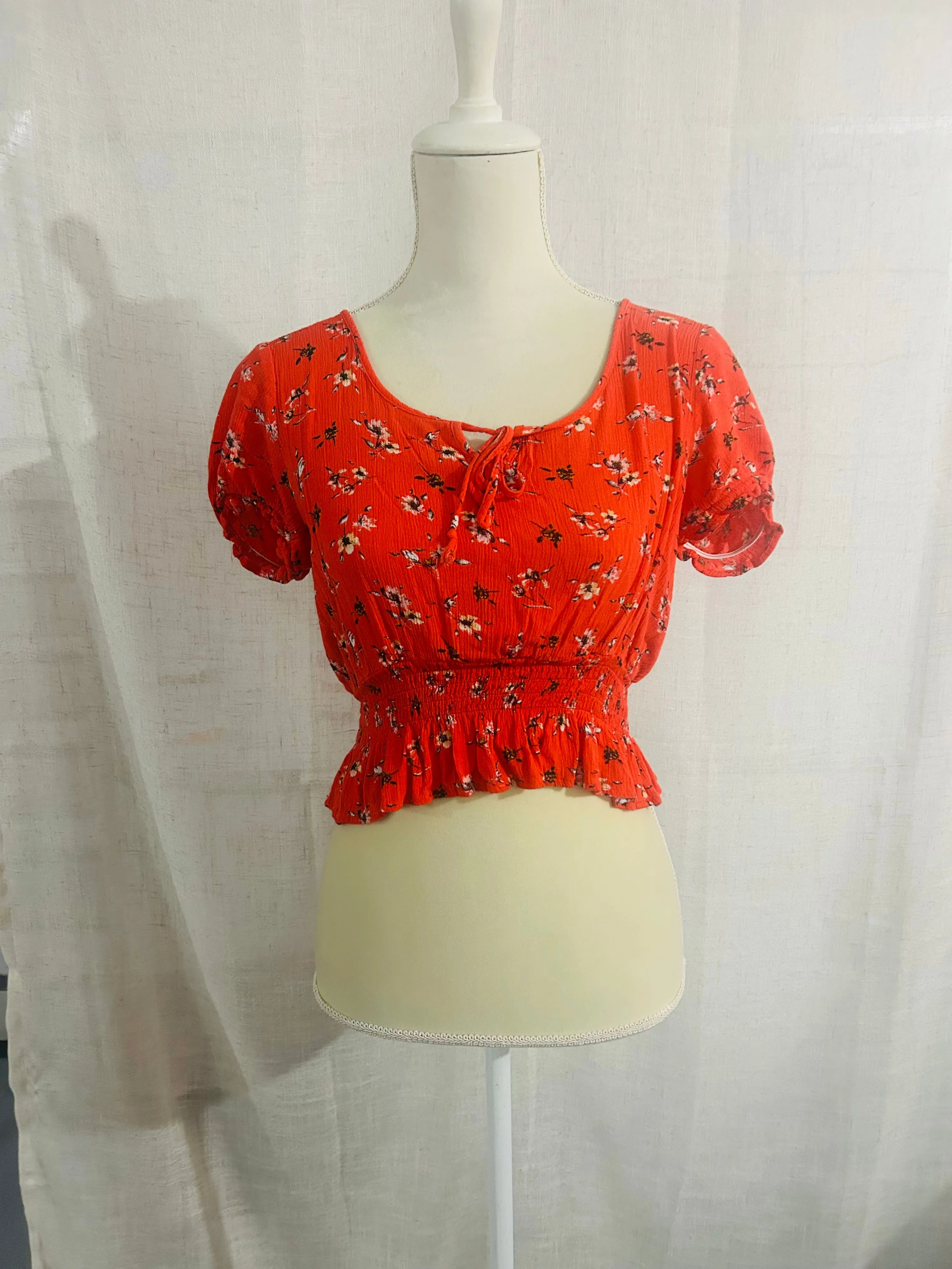 Product image for Jolt top size small