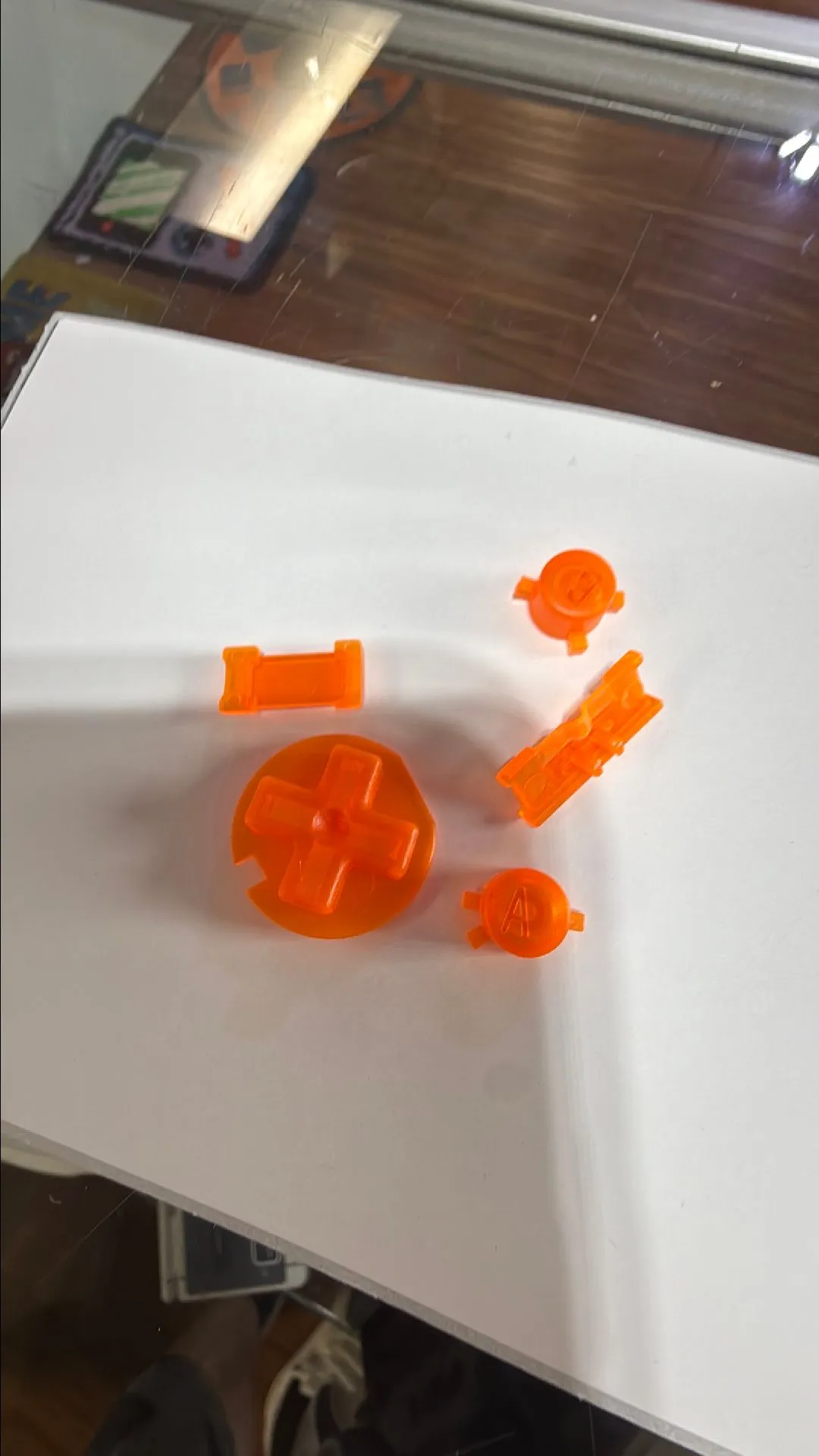 Product image for Clear fluorescent orange button set gameboy color
