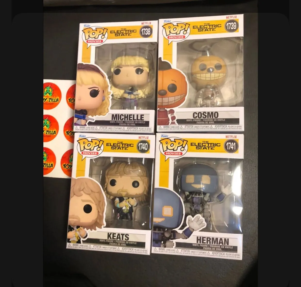 Product image for The Electric State SET OF 4 with protectors