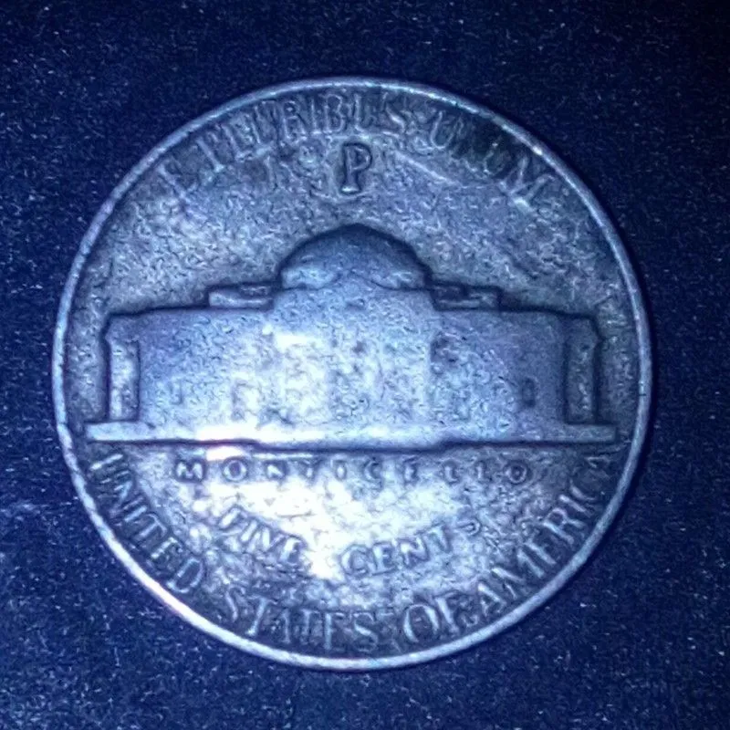 Product image for 1945 Castle Grey Skull nuckle