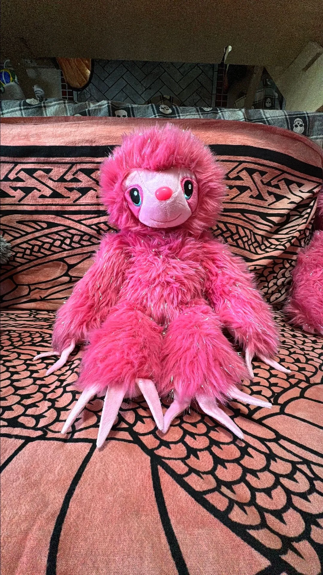 Product image for Pink sparkle sloth 1