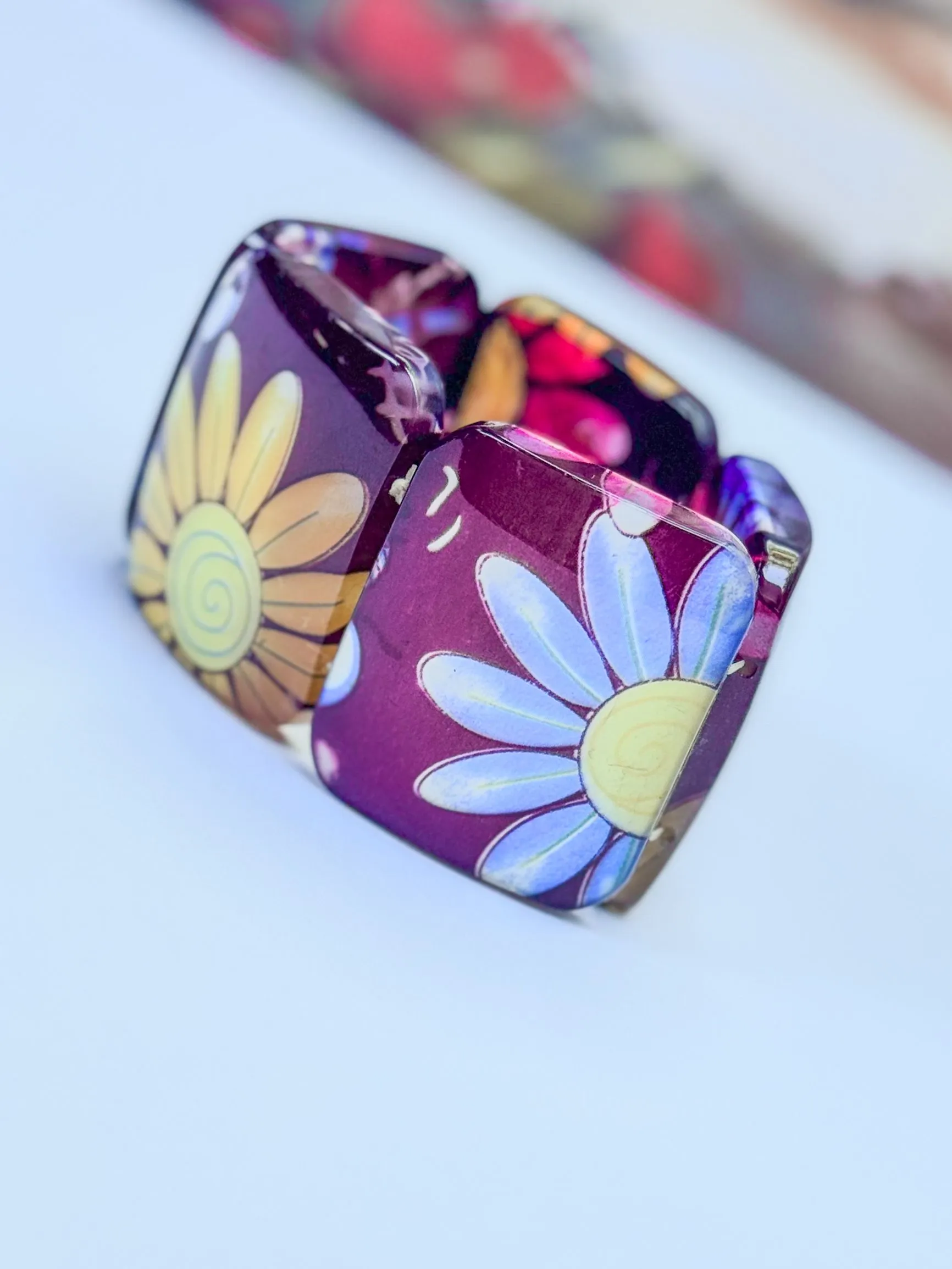 Product image for Chunky Purple w Pink Yellow Daisy Flowers with Bees  Design. #77