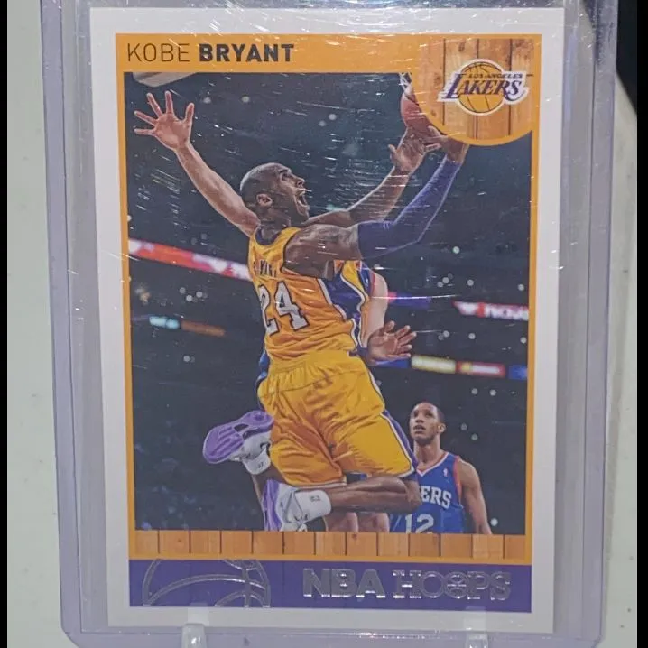 Product image for 2013-14 Panini NBA Hoops #9 Kobe Bryant - LA Lakers