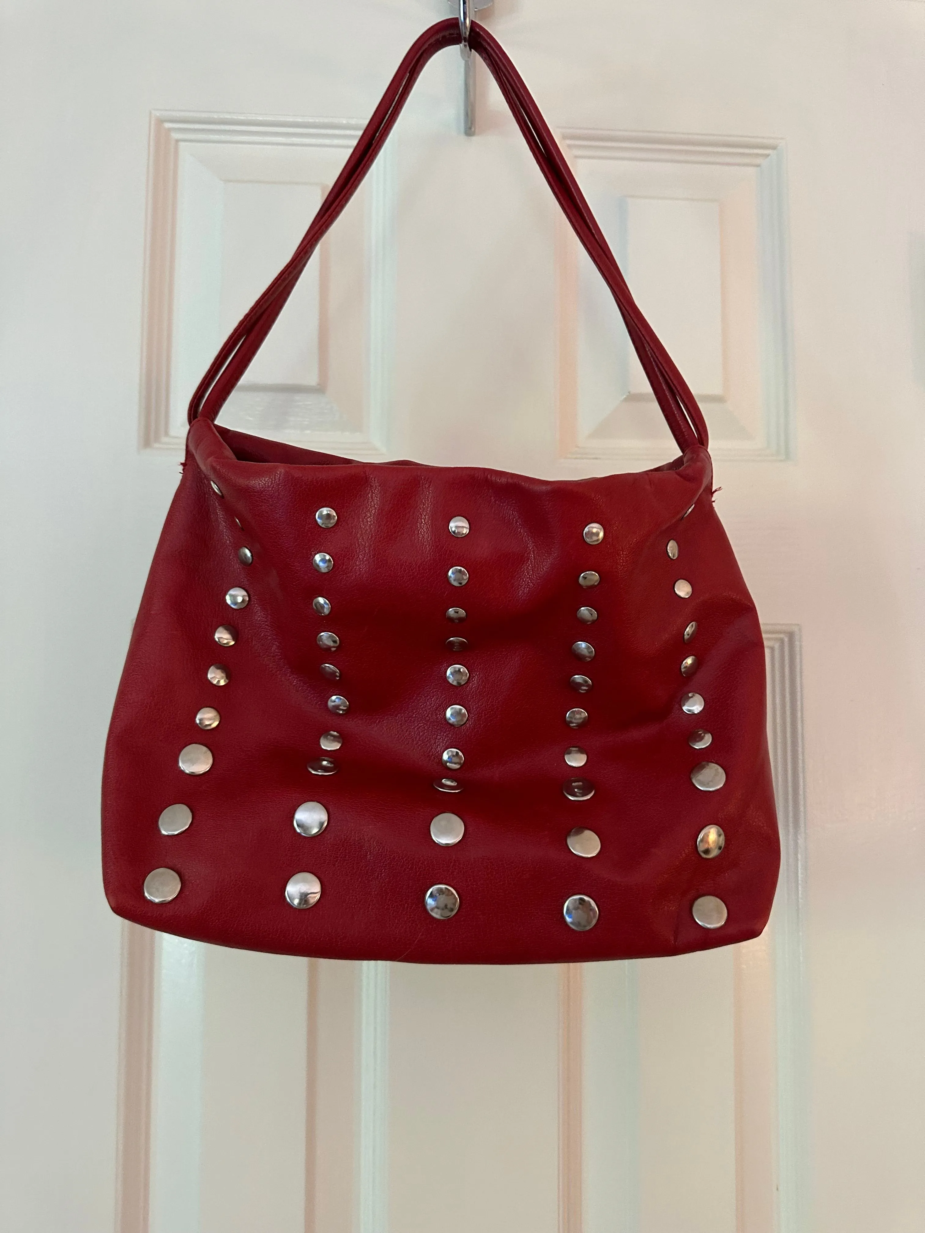 Product image for Vintage red leather handbag with silver grommets