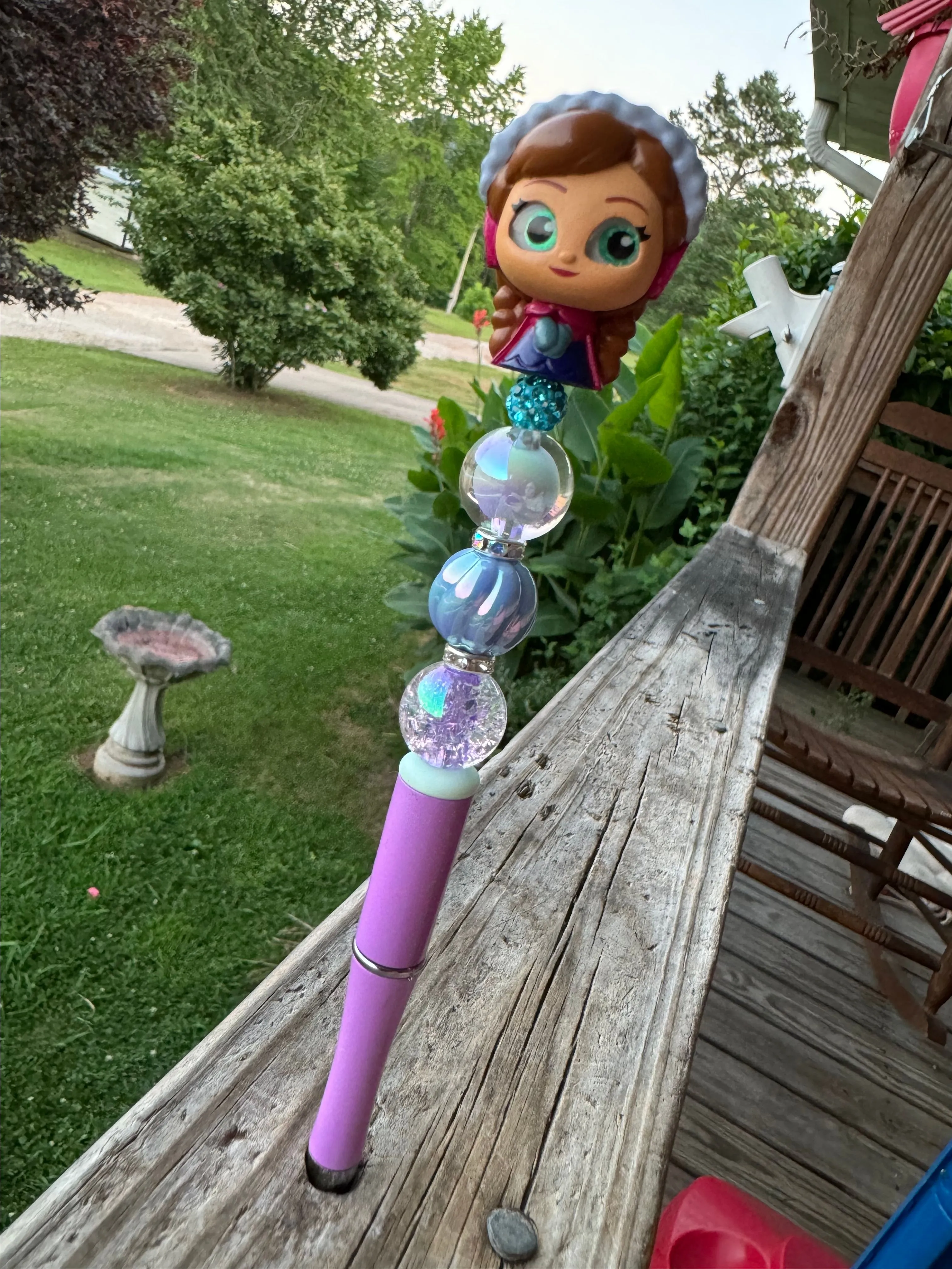 Product image for Doorables Anna from Frozen on Pen