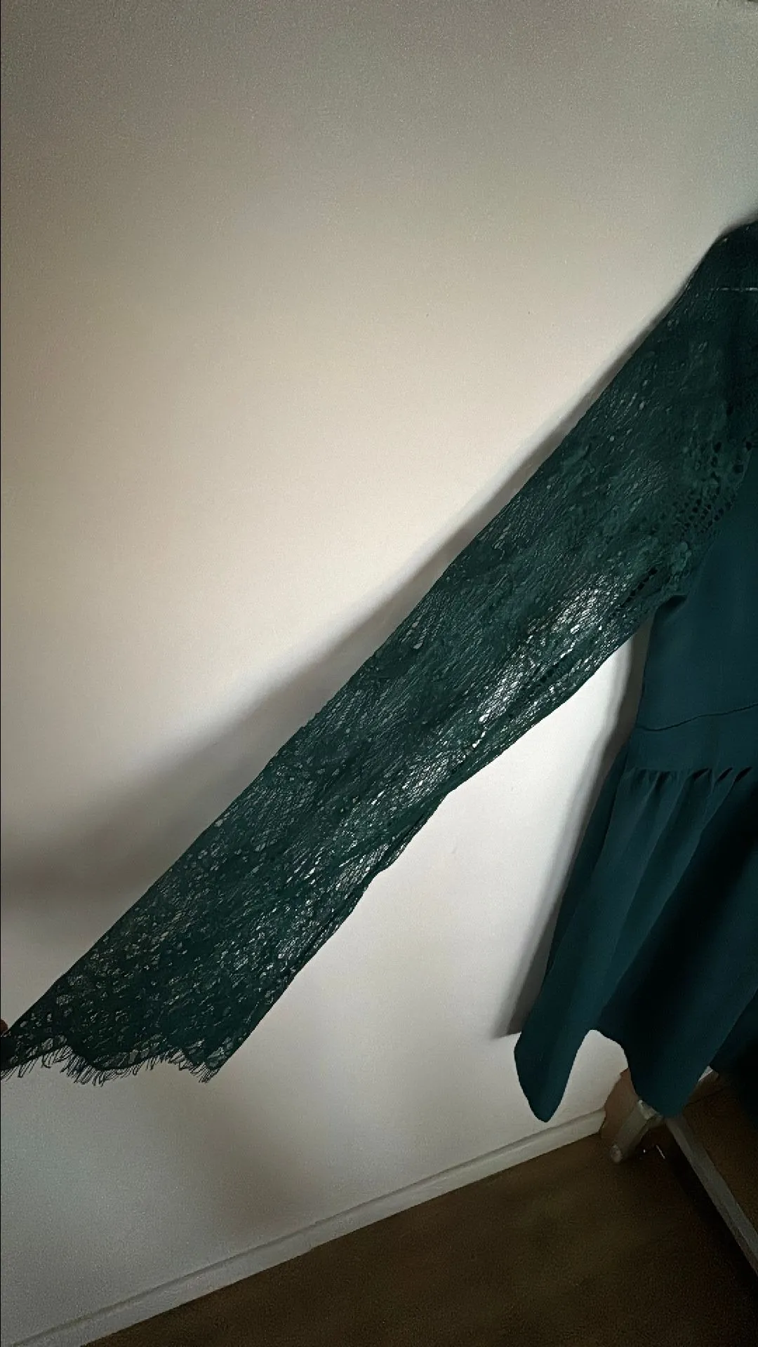 Listing Image Blurred Background