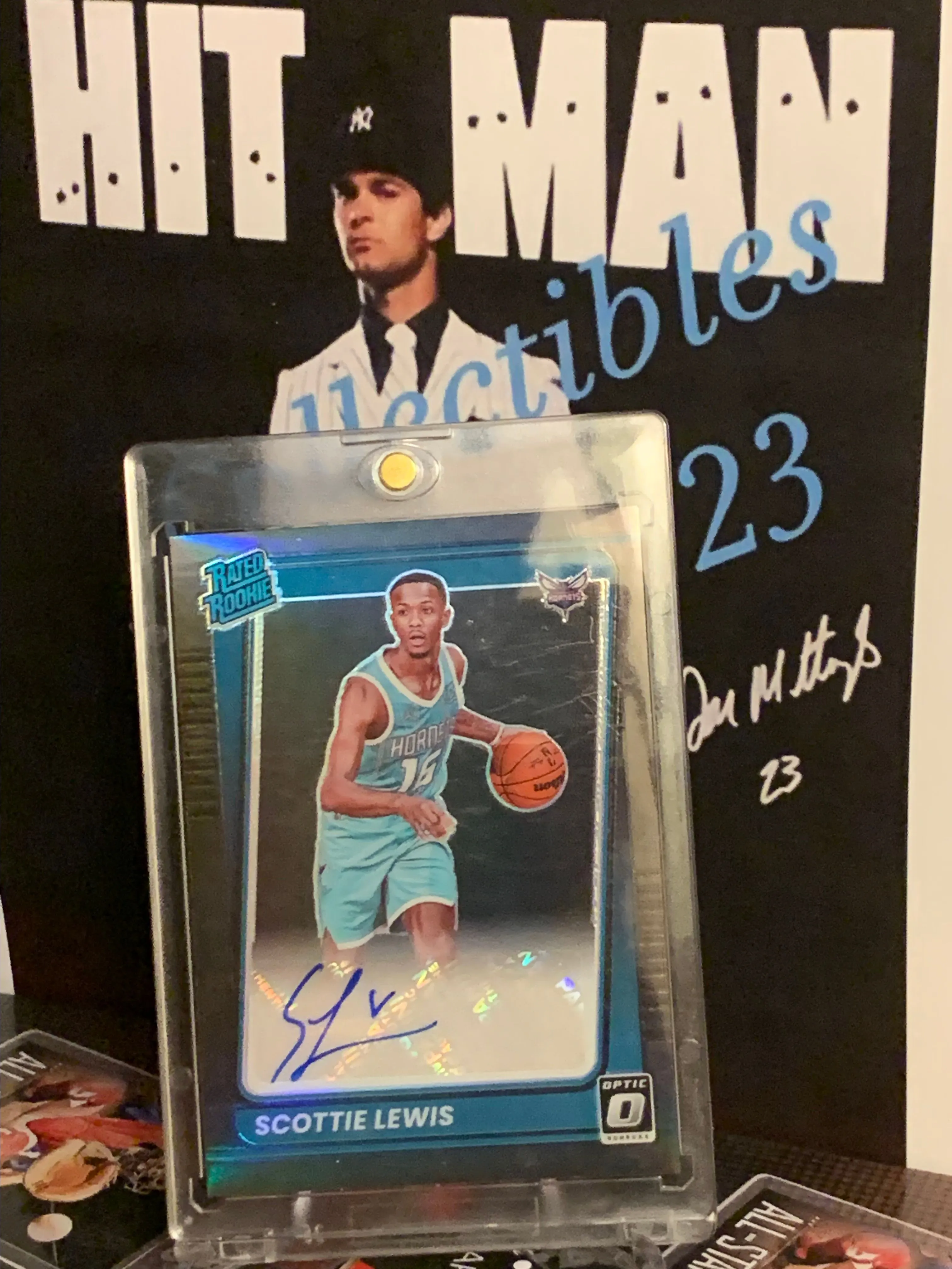 Product image for NBA - 2021-22 Optic Black Holo Scottie Lewis RC Auto 1/1