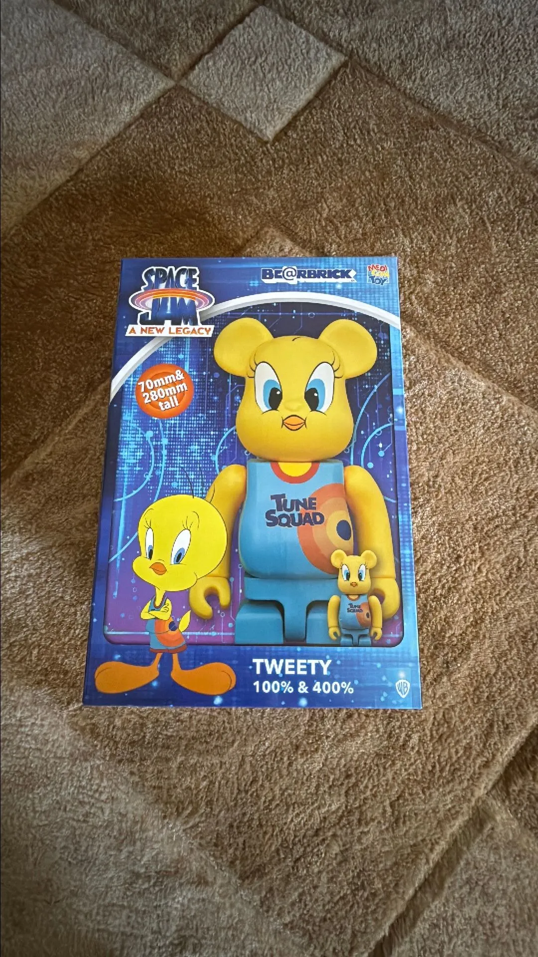 Product image for 400% & 100% Tweety