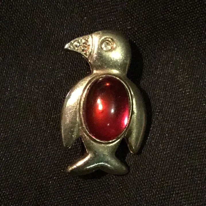 Product image for 60. Red Jelly Belly Penguin Brooch