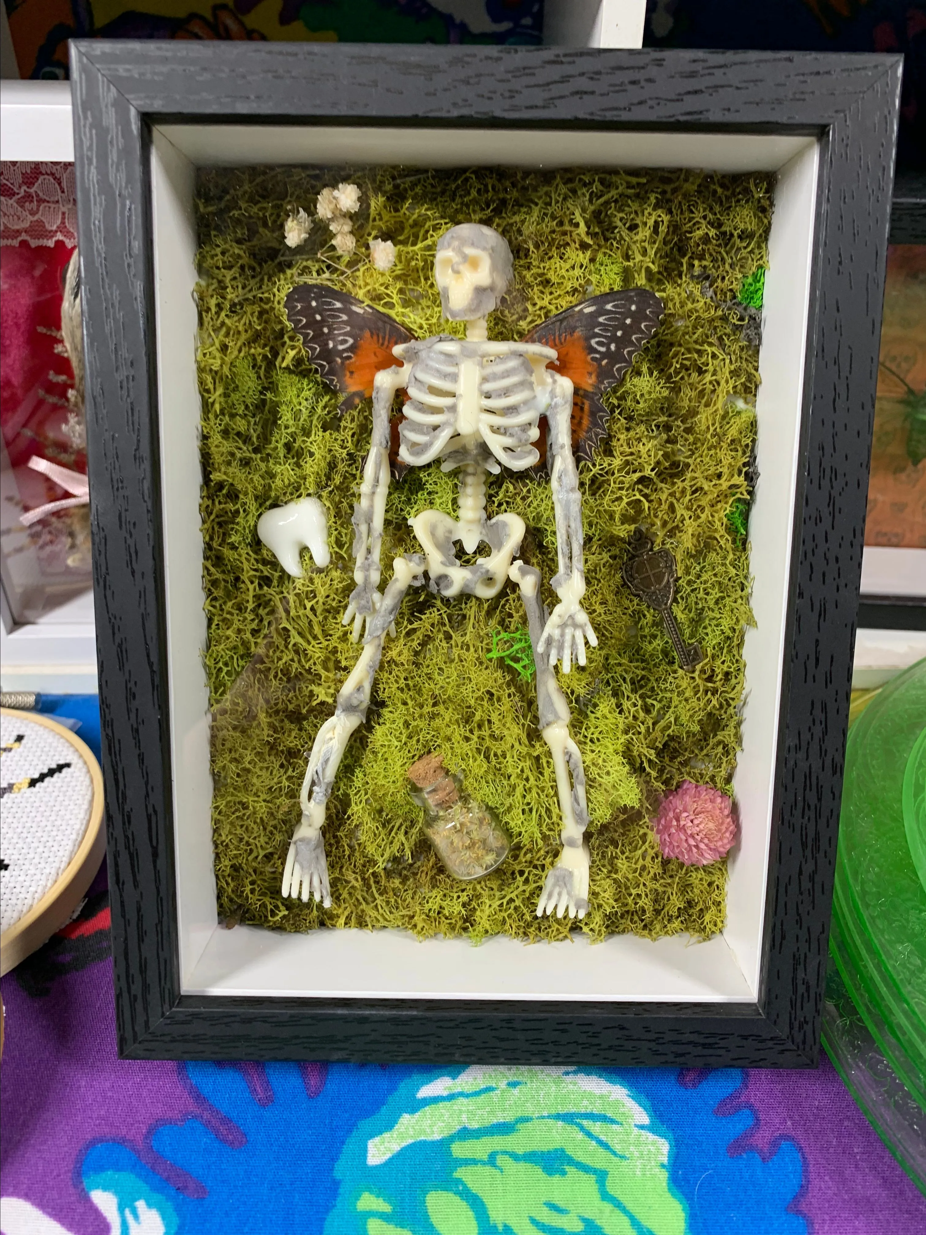 Product image for (1) Fairy corpse glows in the dark