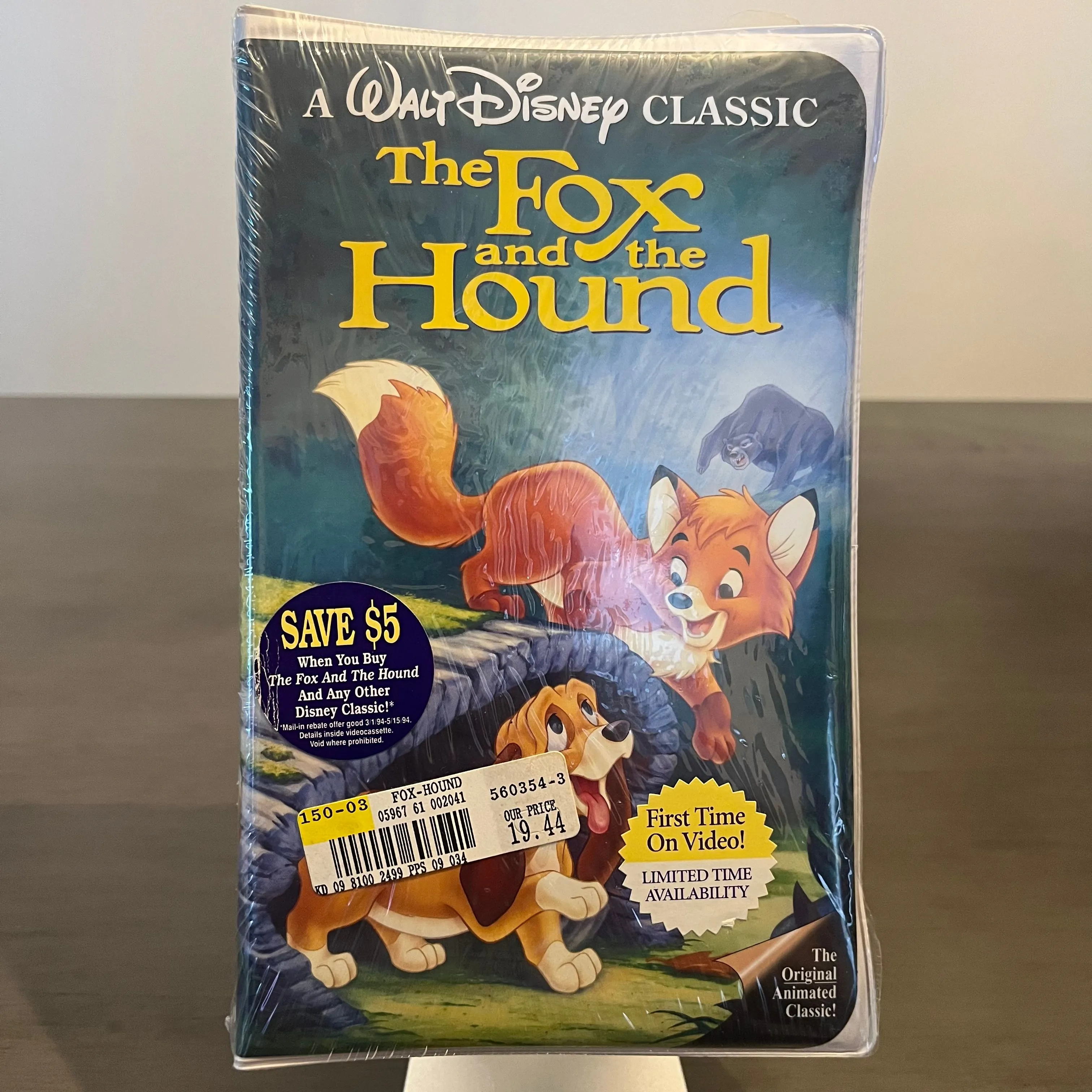 Product image for Disney James and the Giant Peach movie VHS Sealed