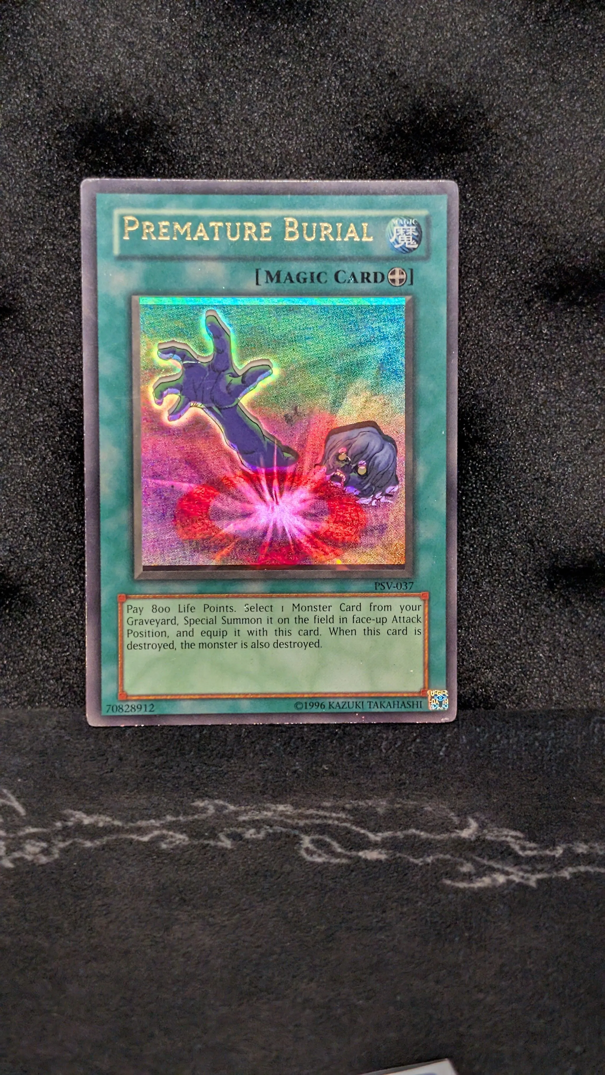 yugioh shift card Amazon.com: YU-GI-OH! - Shift (YGLD-ENA40) - Yugi's Legendary Decks - 1st  Edition main image 1