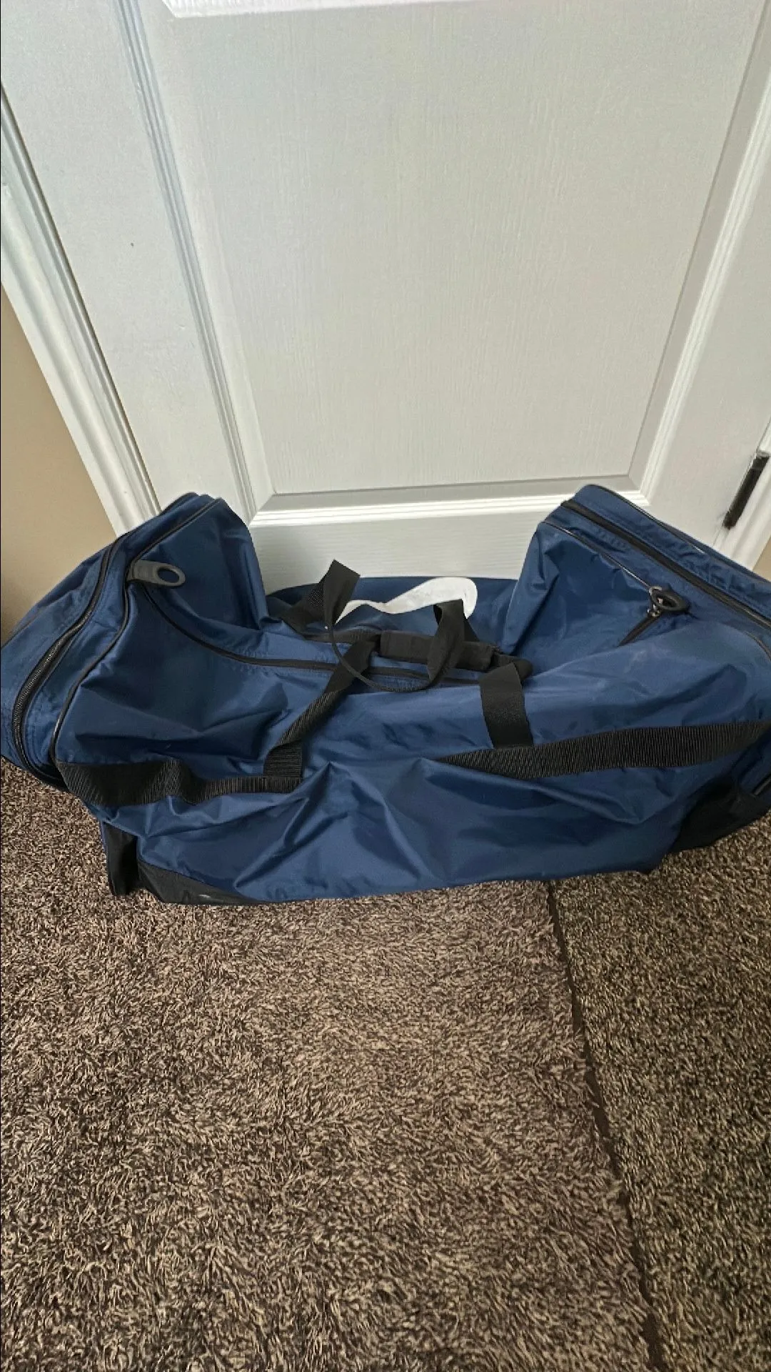 Listing Image Blurred Background