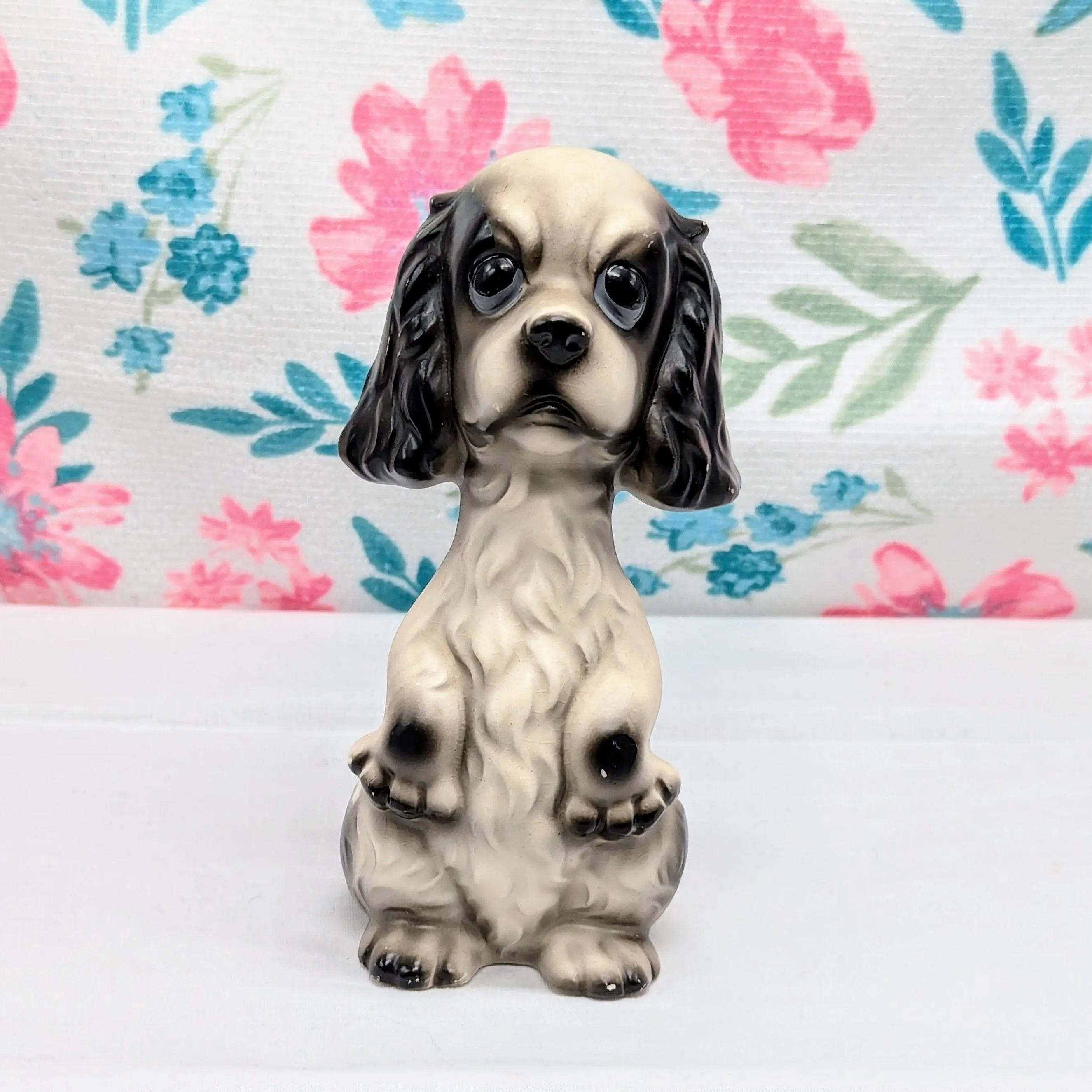 Product image for DOG43 Elbro Japan Sitting Pretty Dog
