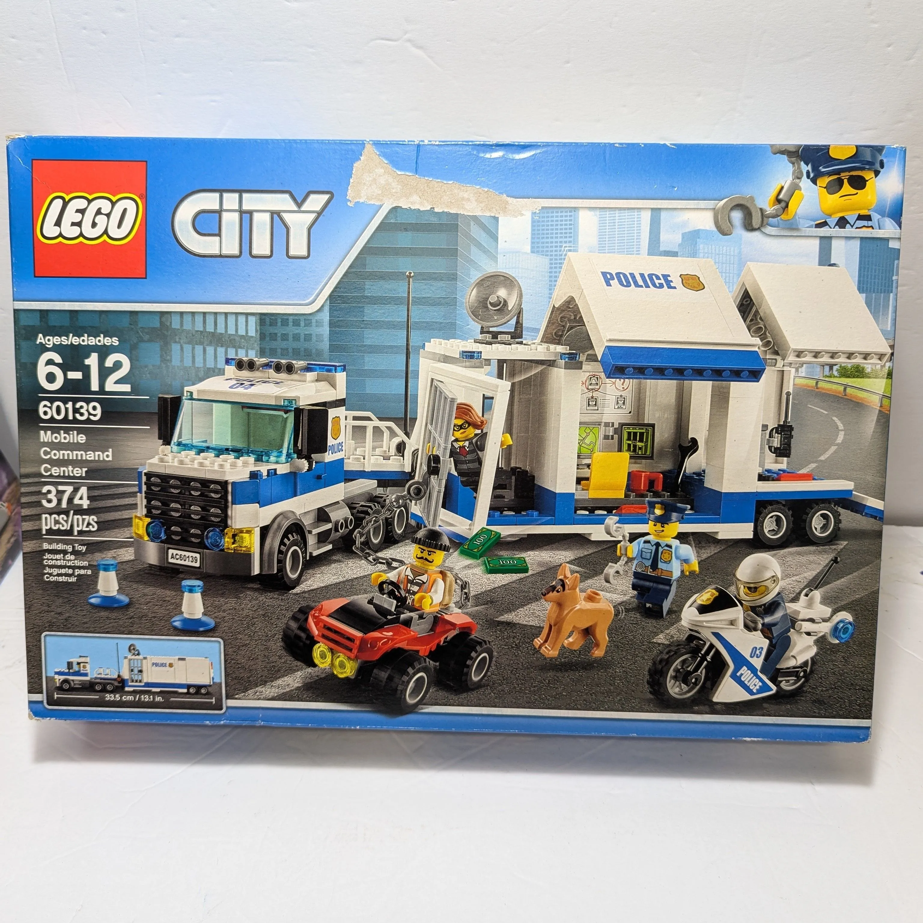 Product image for LEGO City 60139 Mobile Command Center 