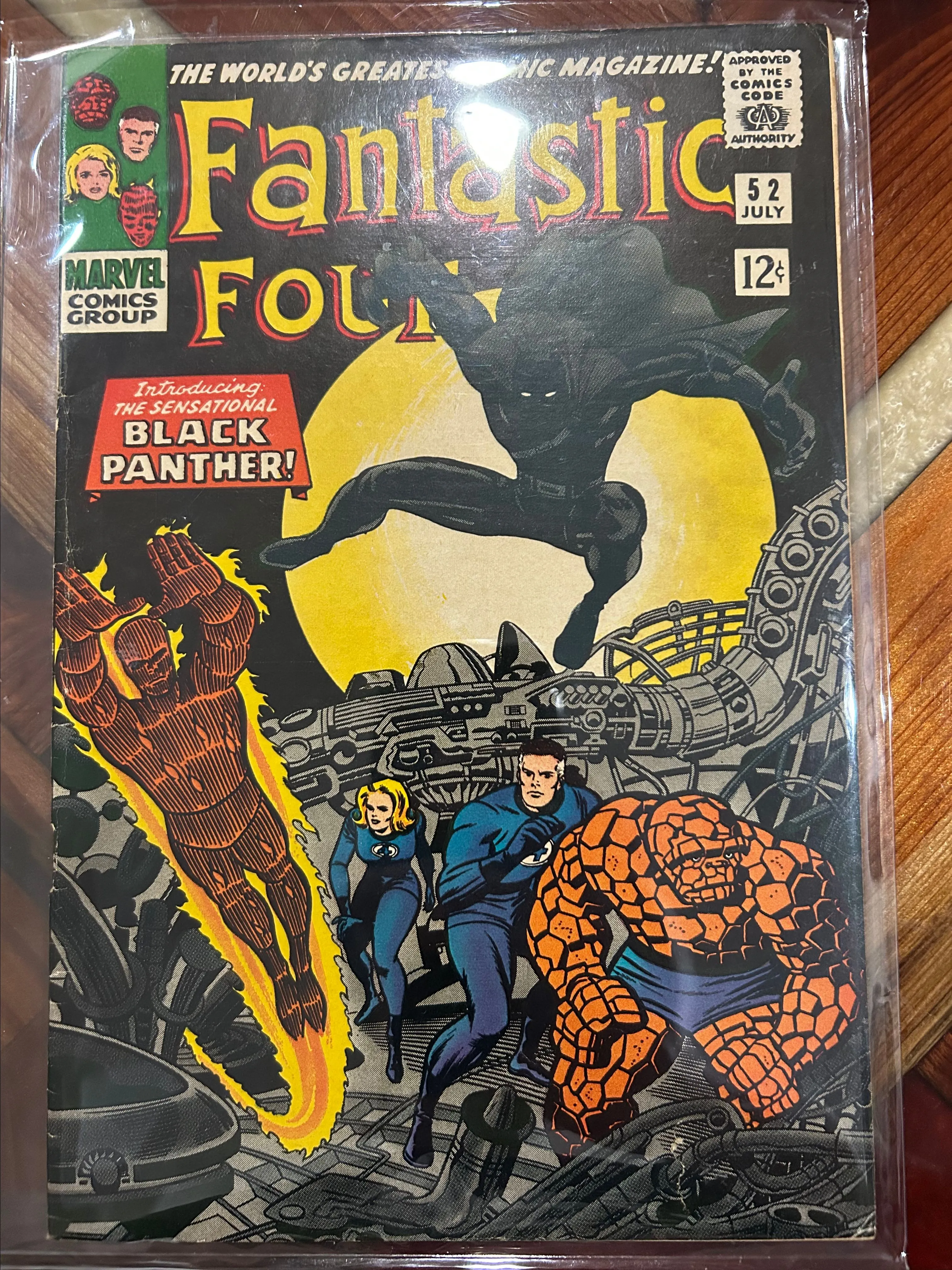 Product image for Fantastic four 52 mid grade