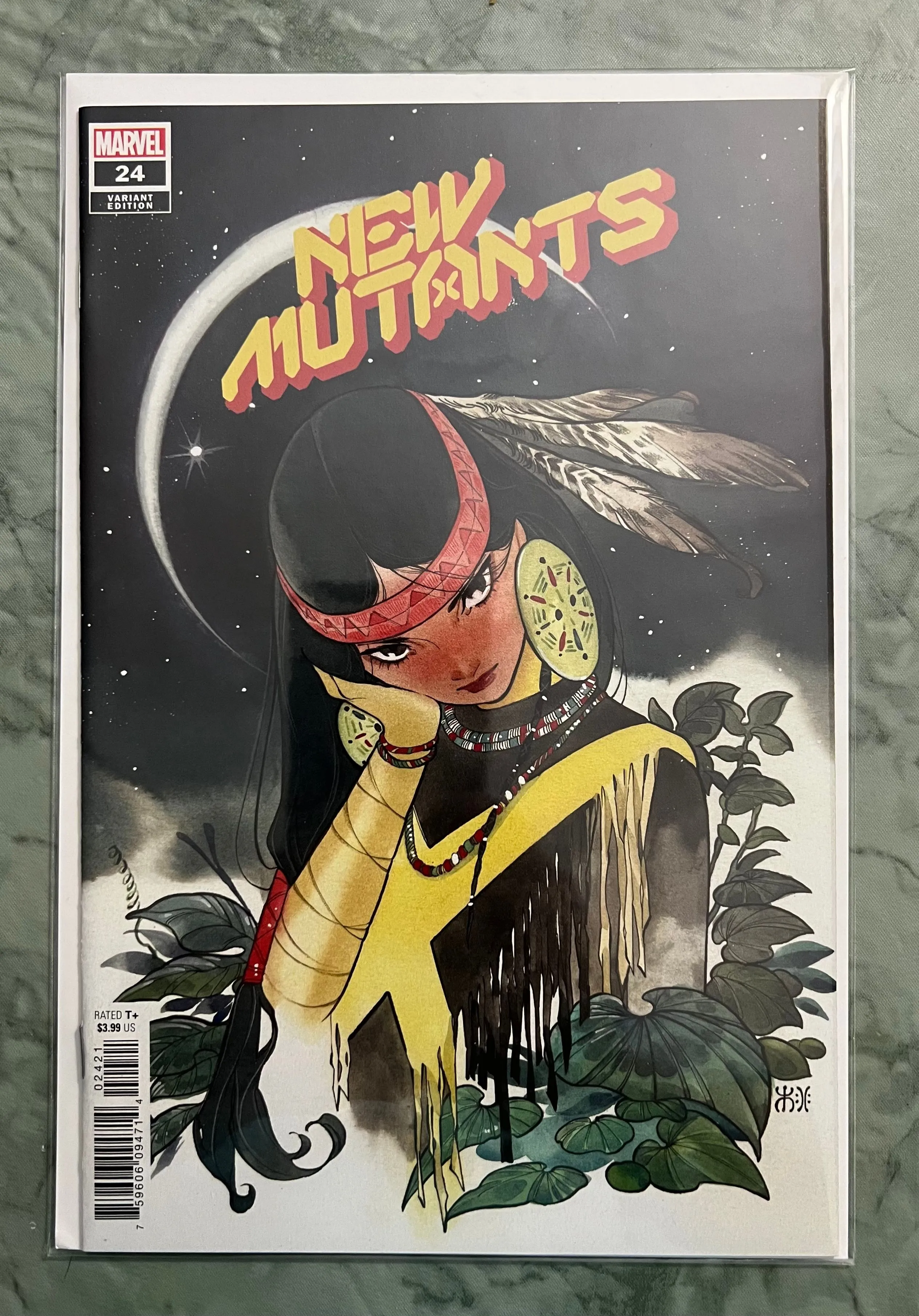 Product image for NEW MUTANTS 24 MOMOKO VARIANT COVER 2022