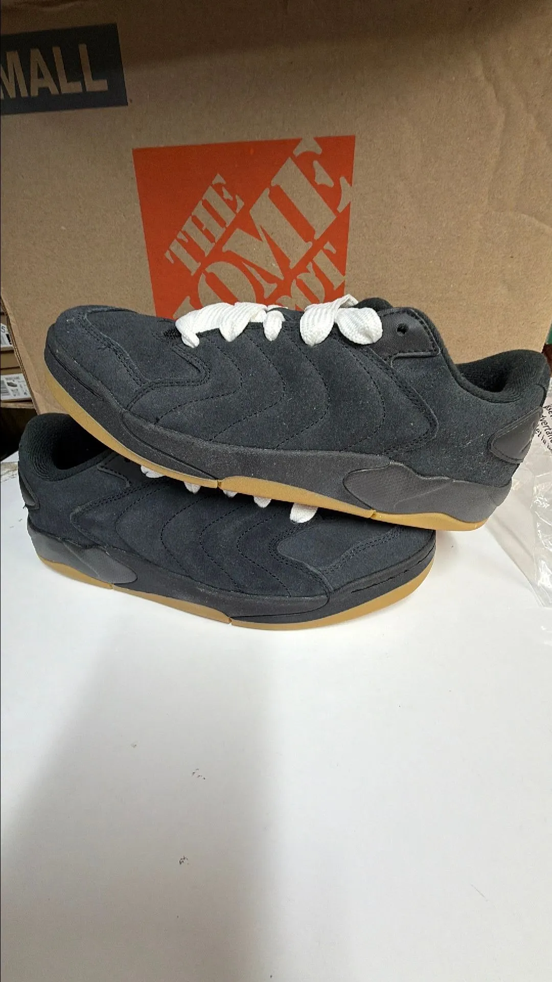 3d77fb8f-e030-4b7a-b9aa-c621515046b2