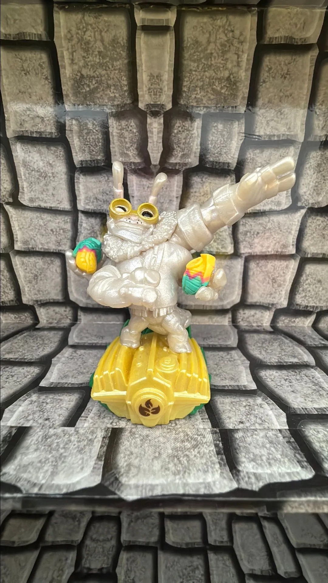 Product image for Eggcited Thrillipede