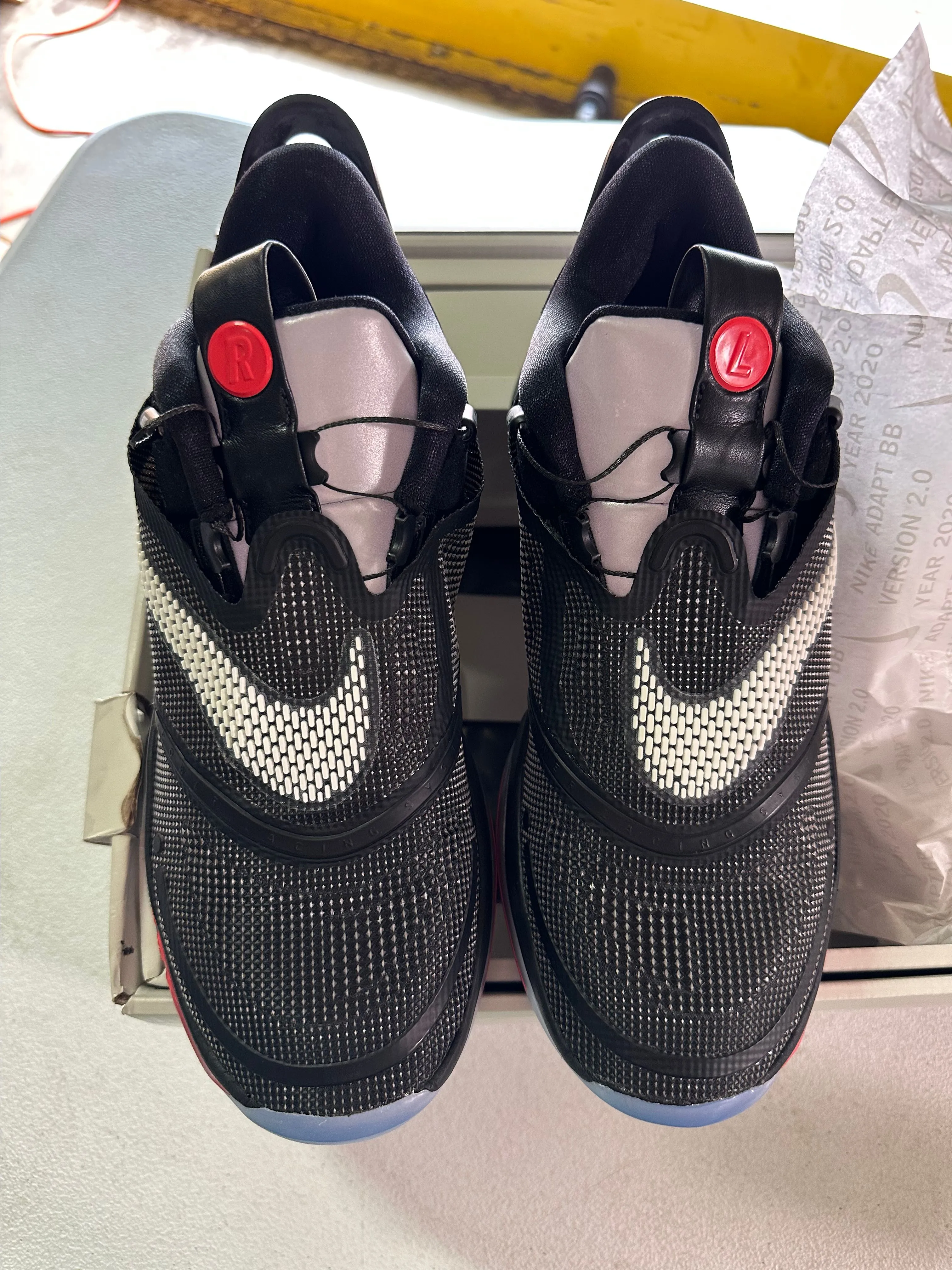 Product image for (73) Nike Adapt BB 2.0 Black (US Charger) damaged box Size 8.5