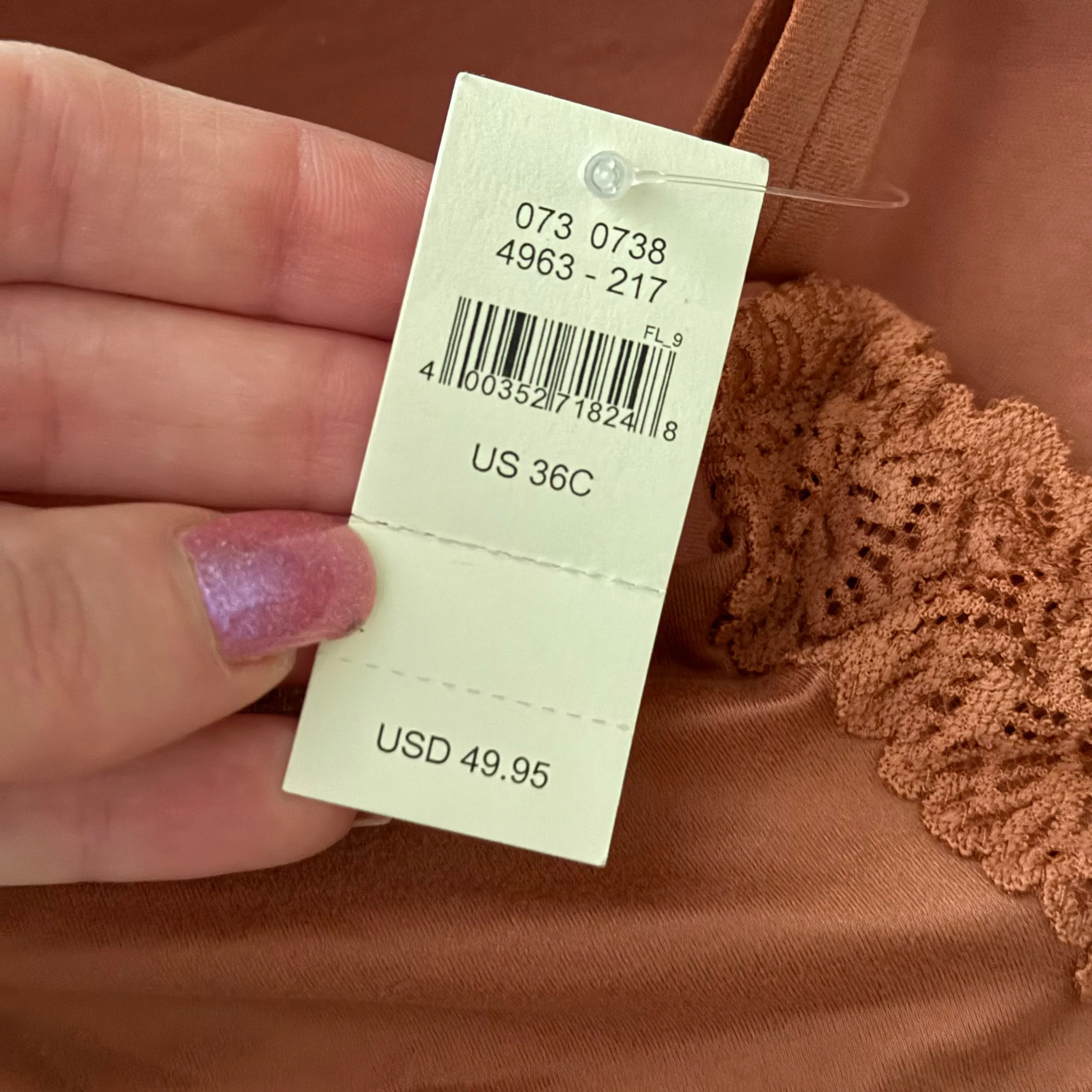 Listing Image Blurred Background