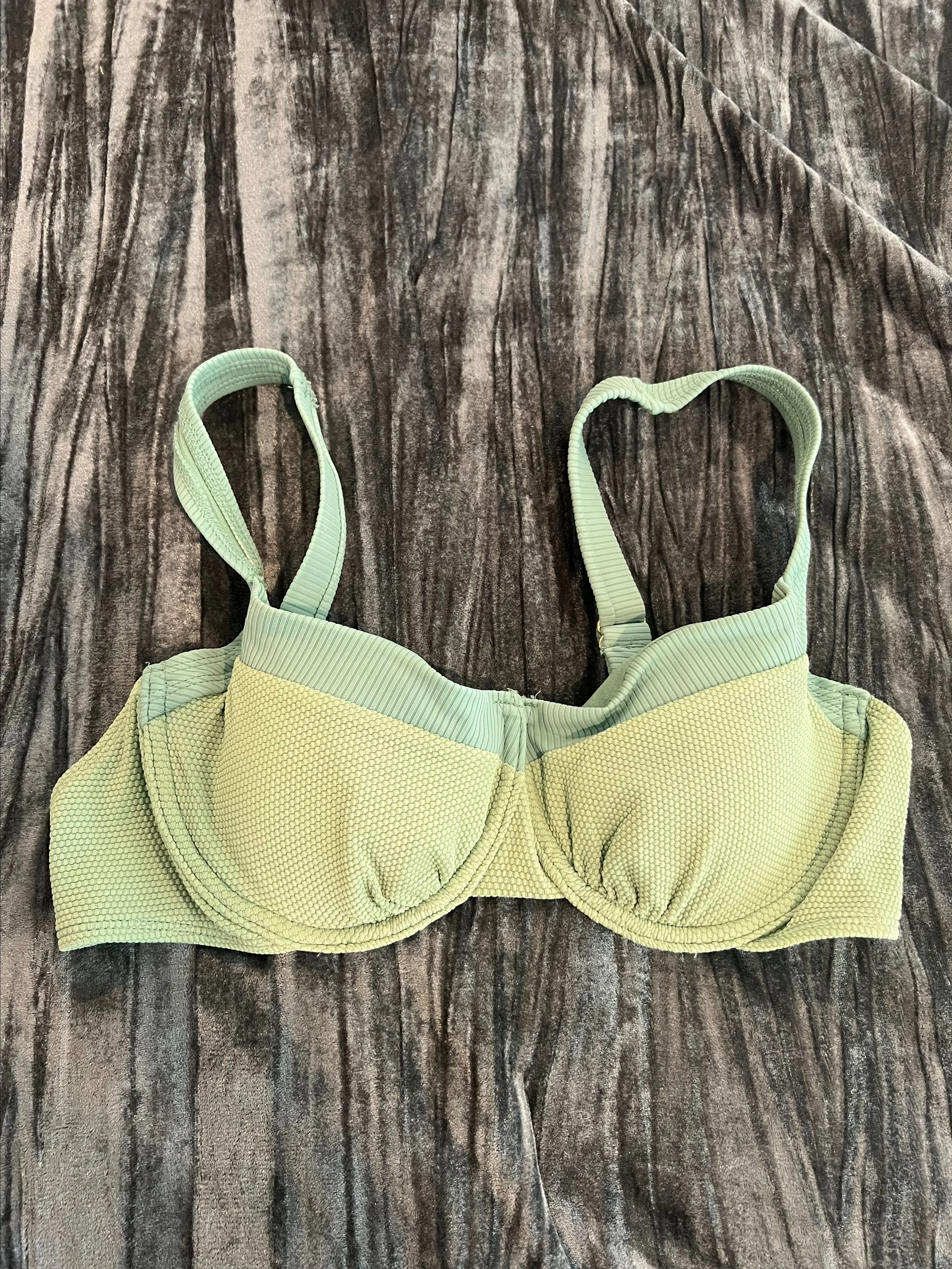 Product image for Mint Green Women's See I’m Top Size L by Xhilaration