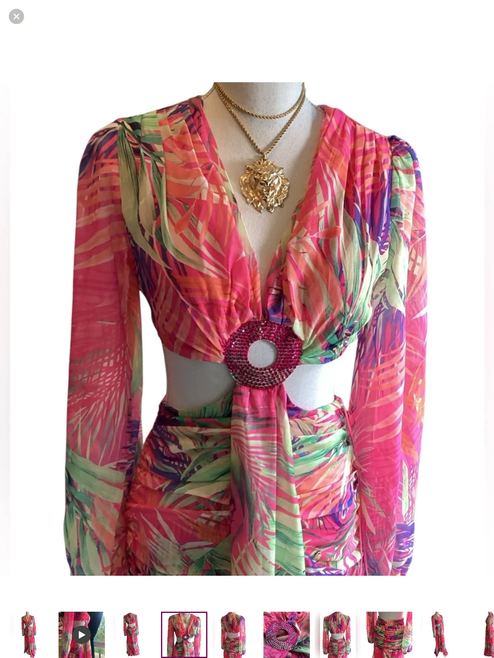 Listing Image Blurred Background