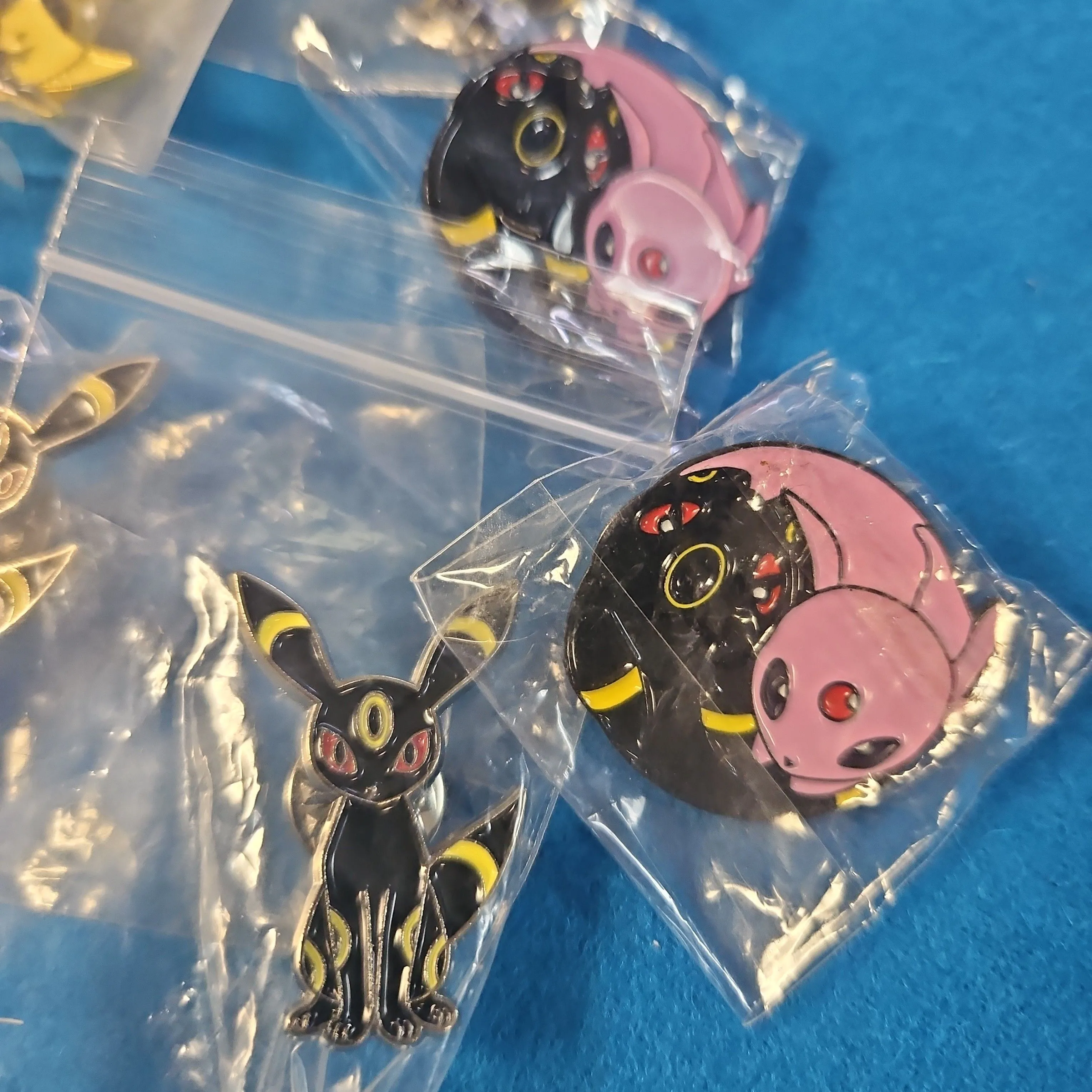 Product image for Umbreon pins