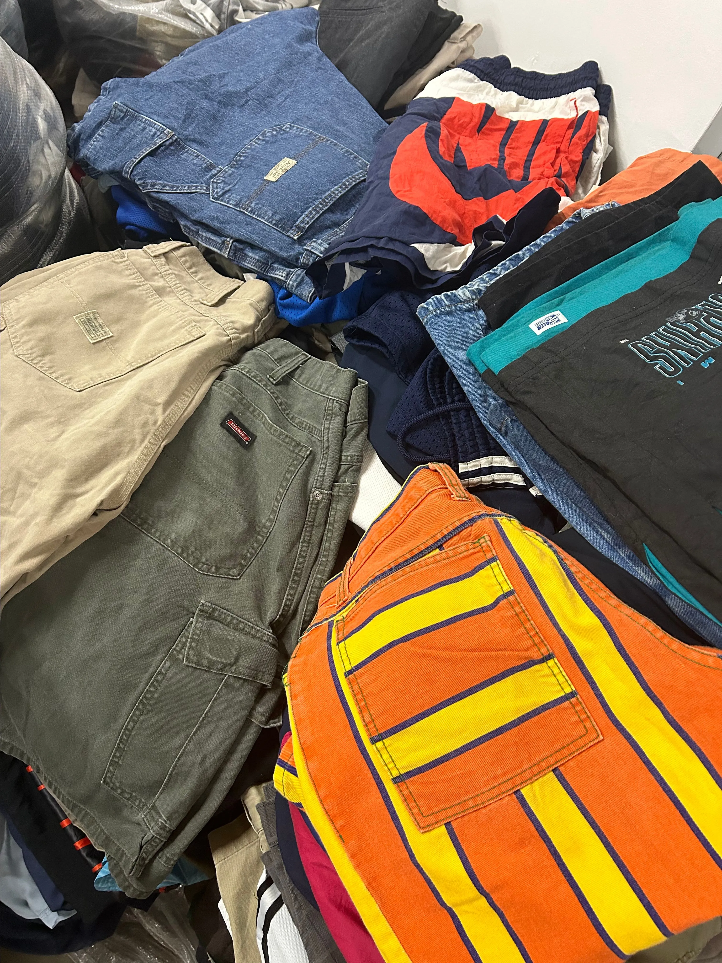 Product image for SHORTS ITEM